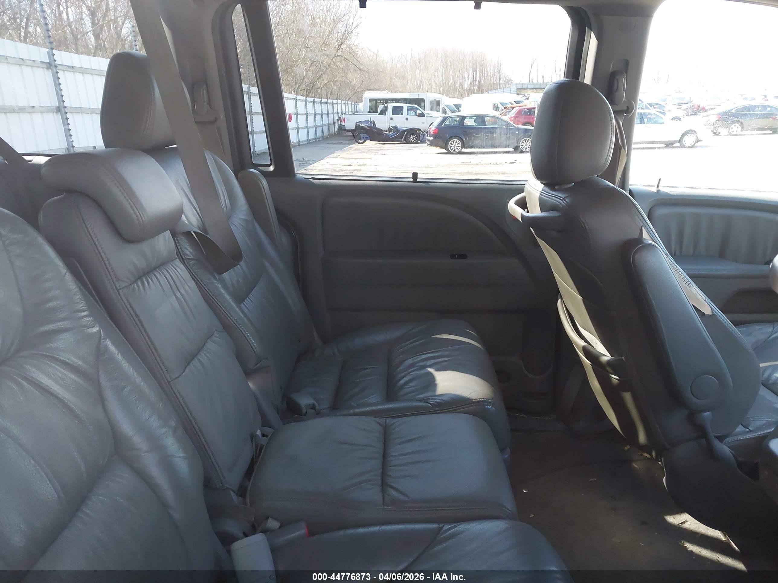 HONDA ODYSSEY image 8