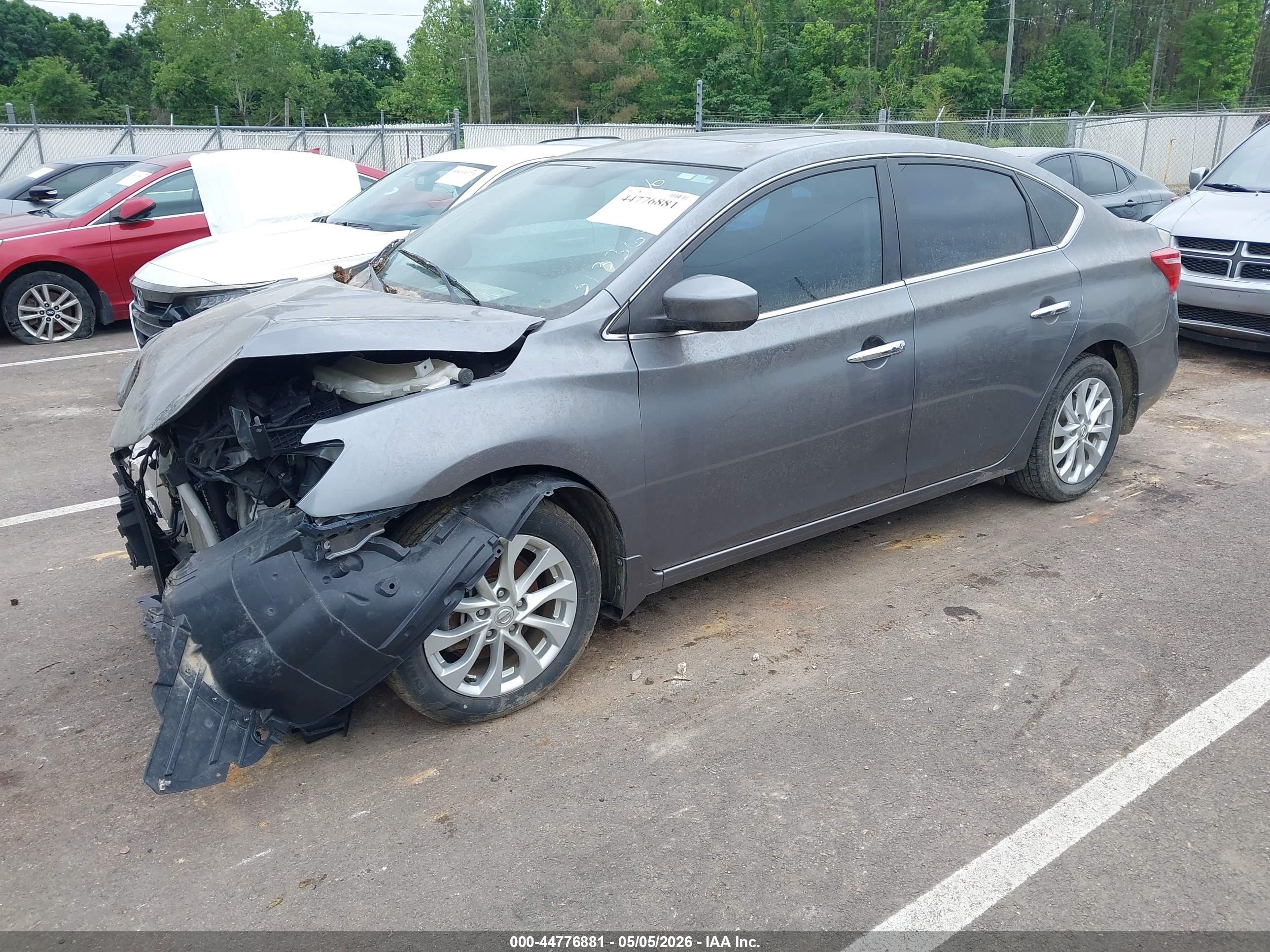 NISSAN SENTRA image 2