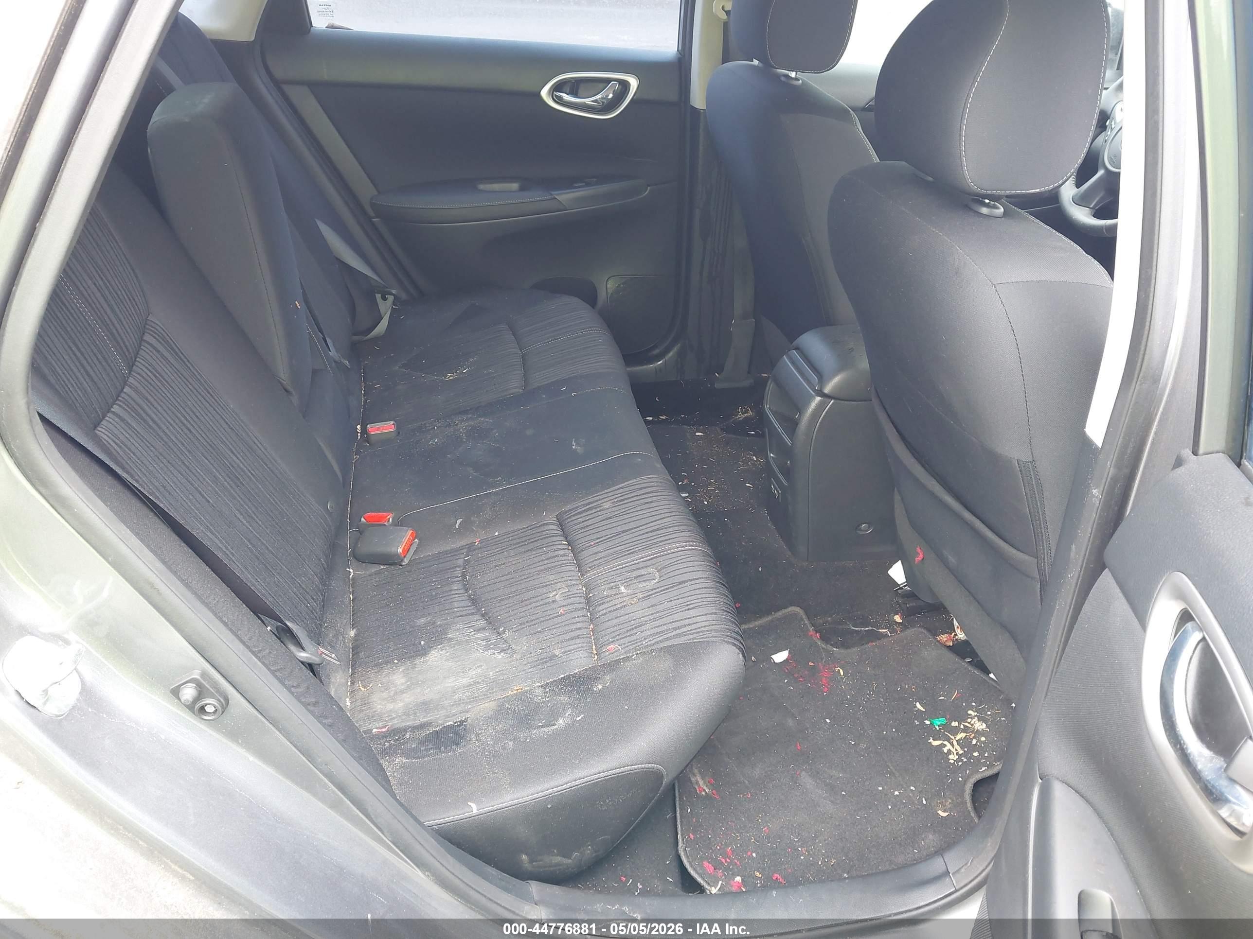 NISSAN SENTRA image 8