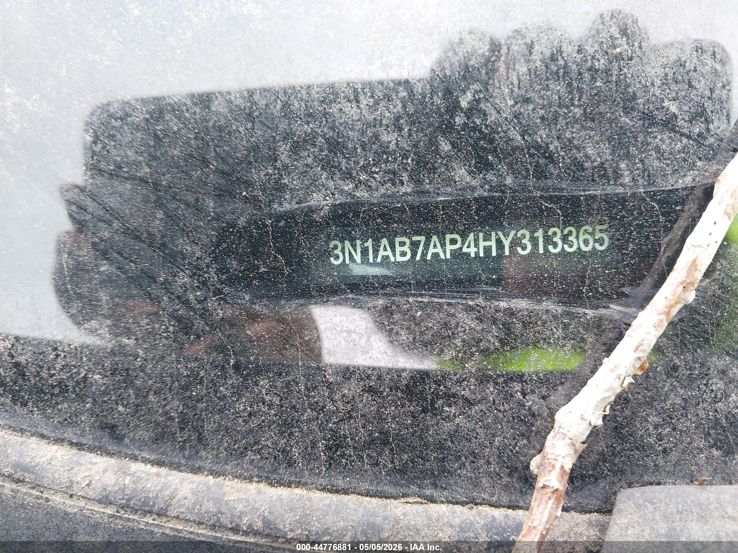 NISSAN SENTRA image 9