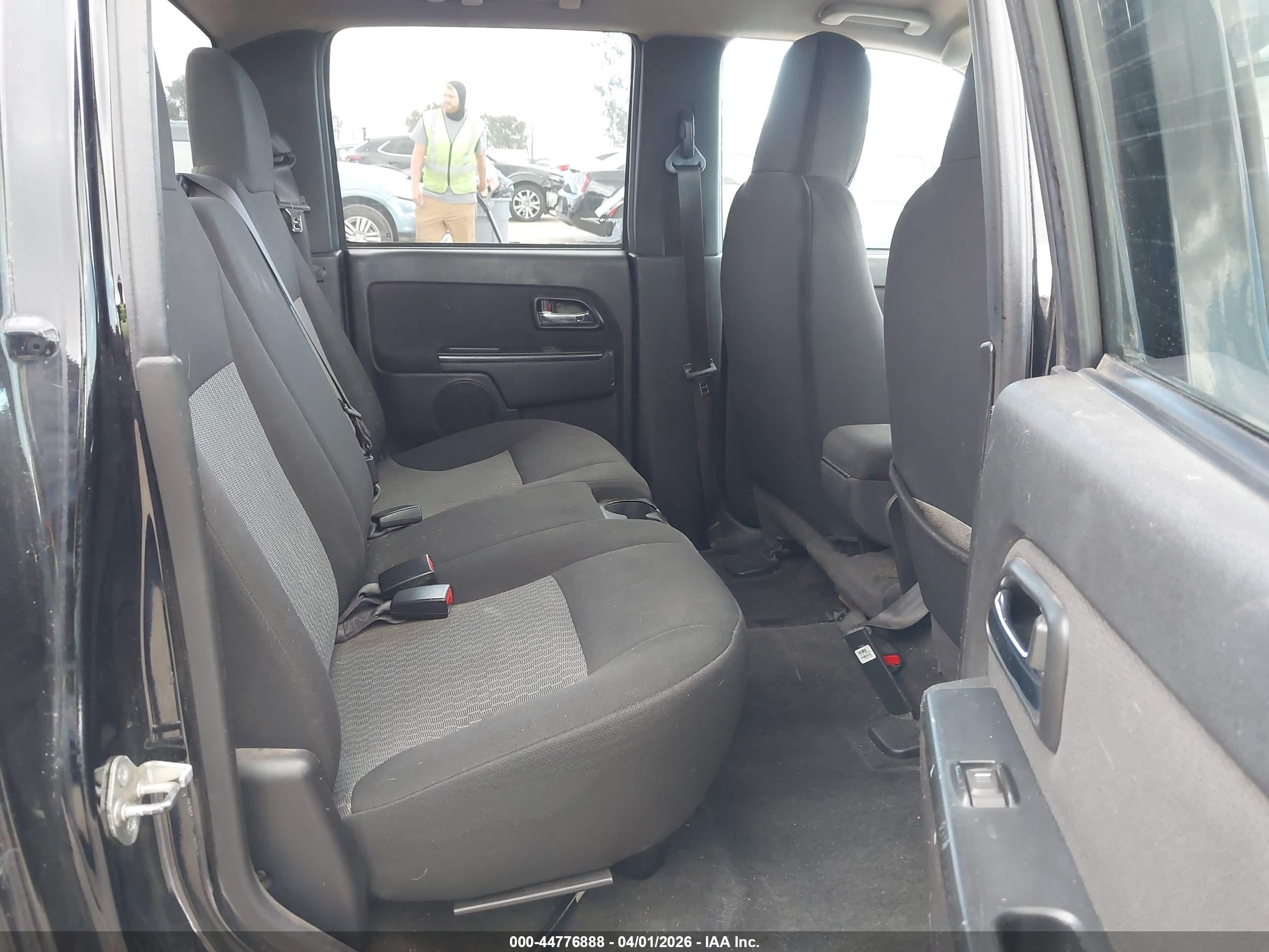 CHEVROLET COLORADO image 8