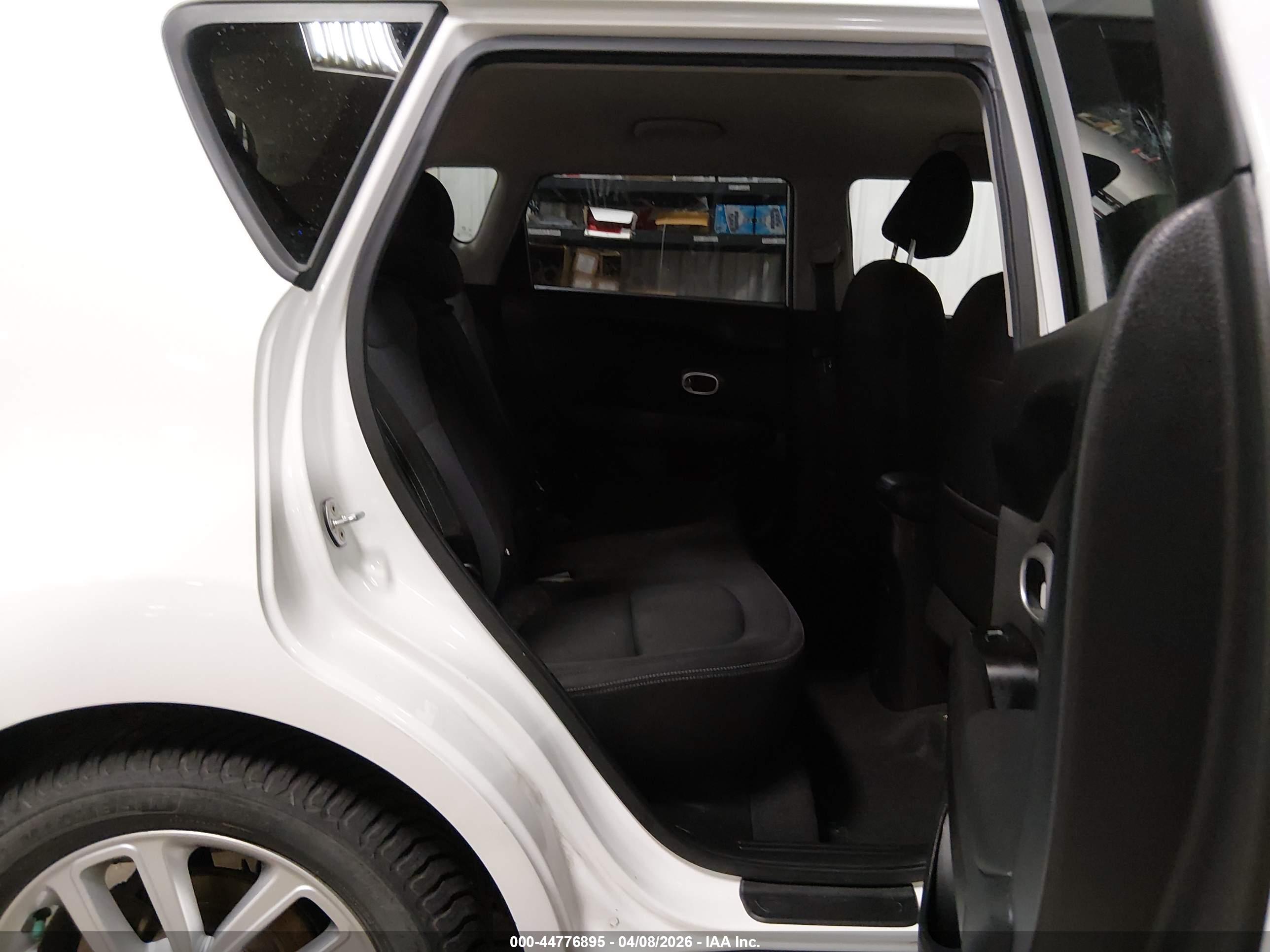 KIA SOUL image 8