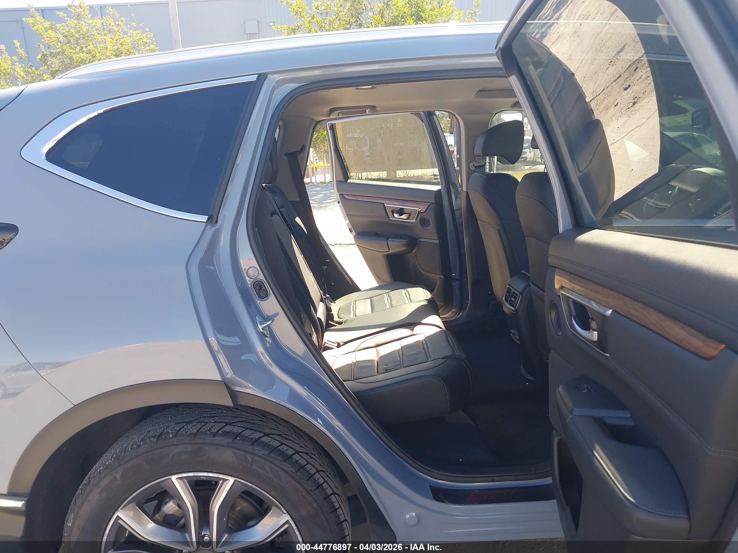 HONDA CR-V image 8