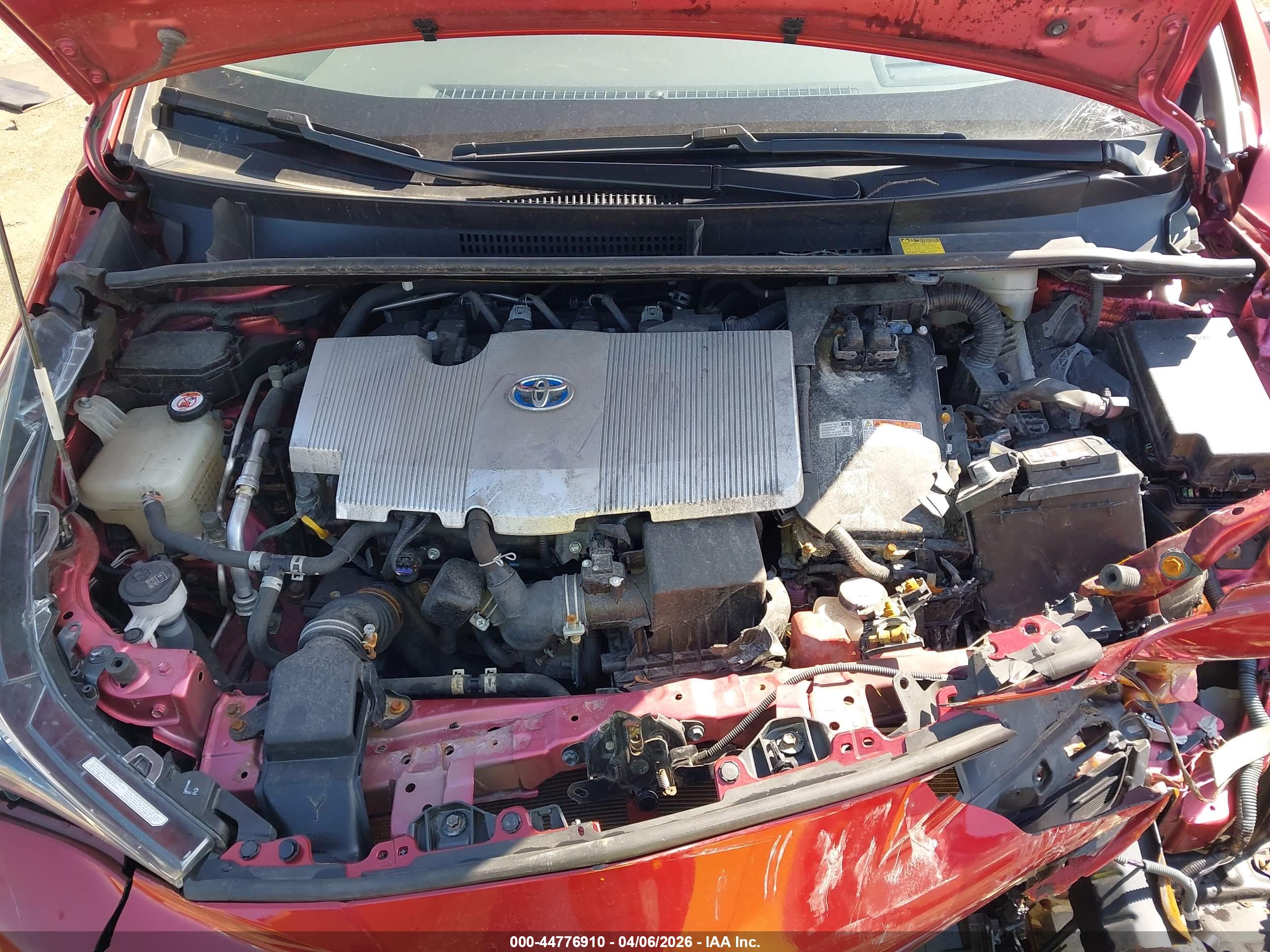 TOYOTA PRIUS image 10