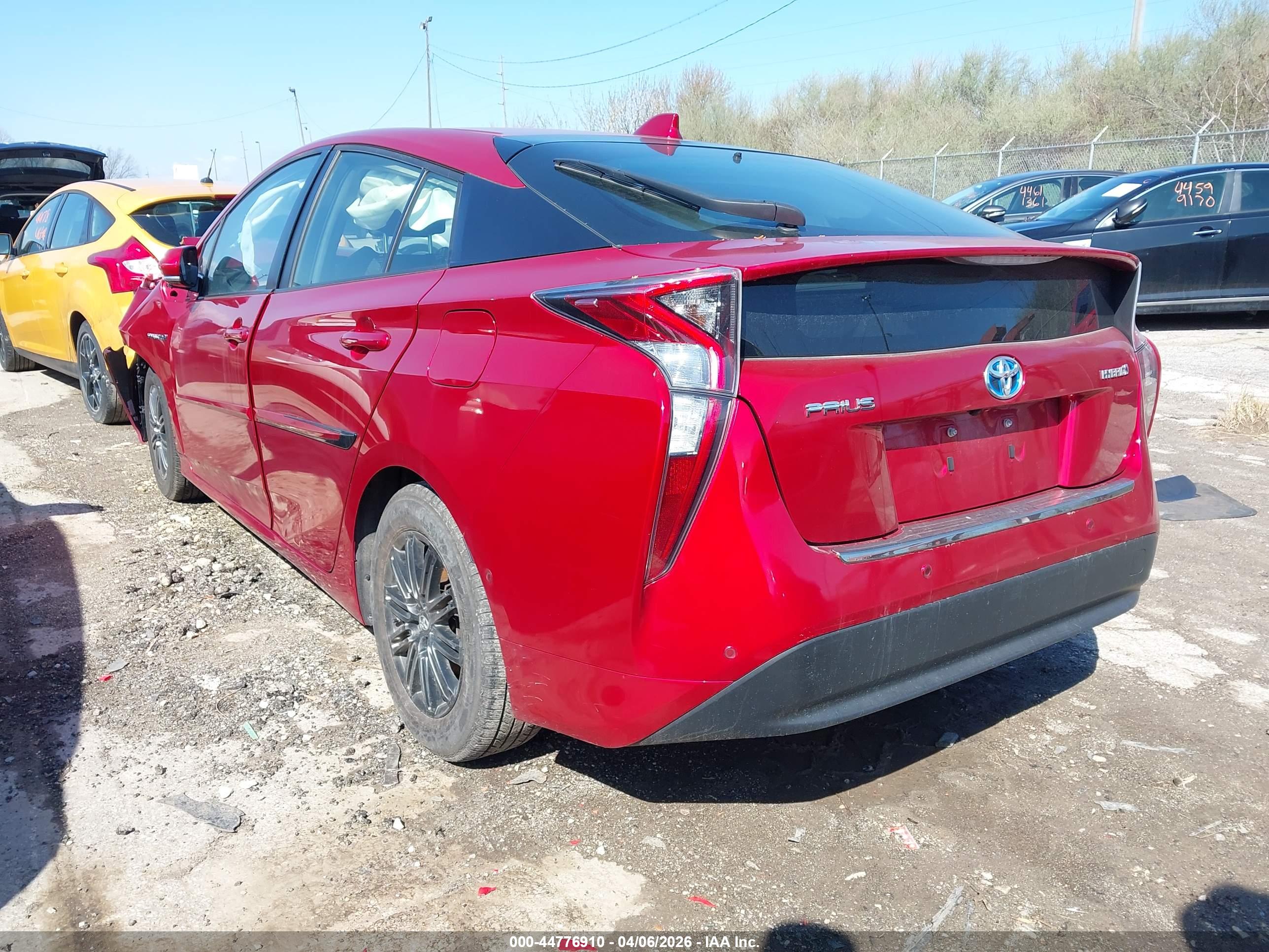 TOYOTA PRIUS image 3