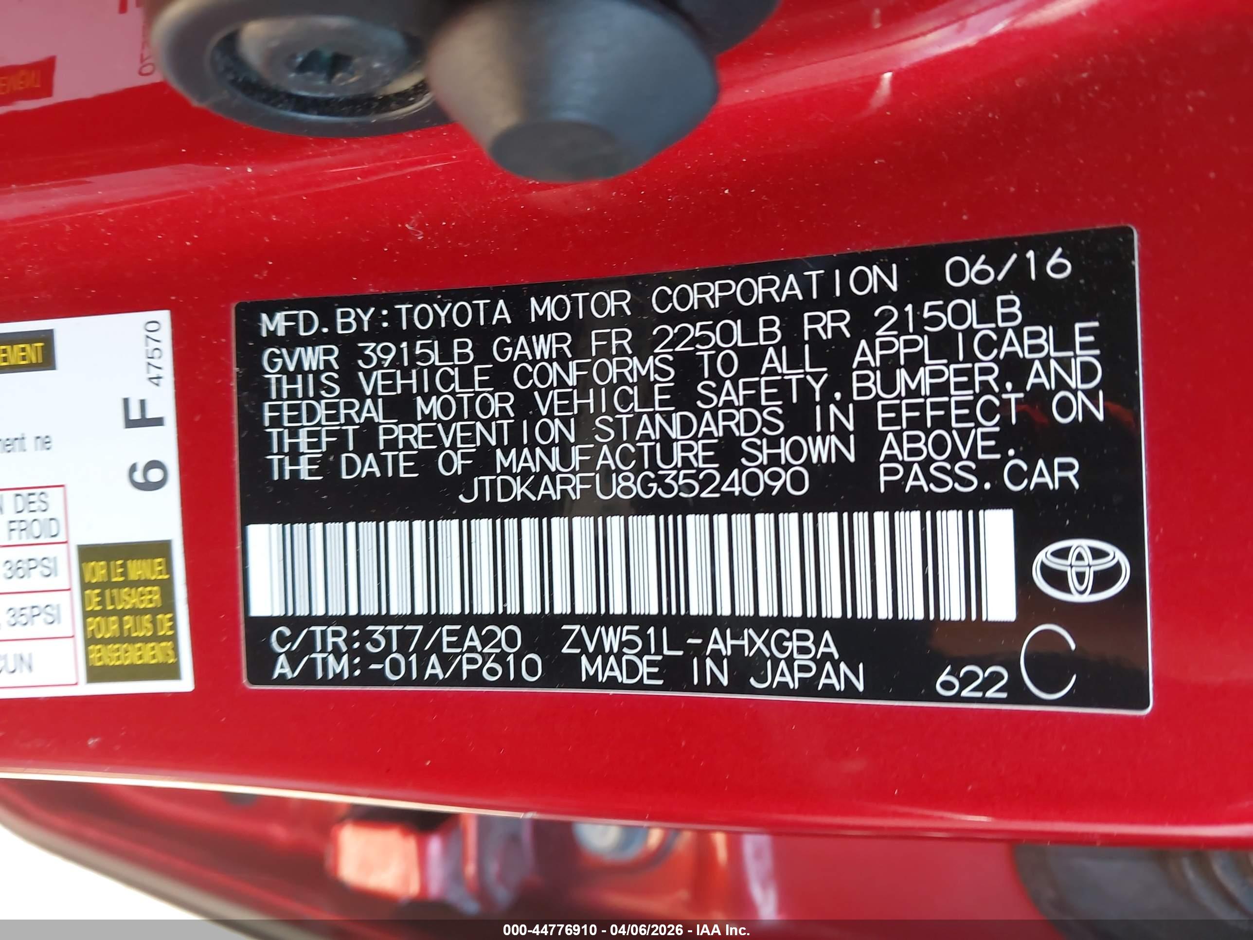 TOYOTA PRIUS image 9