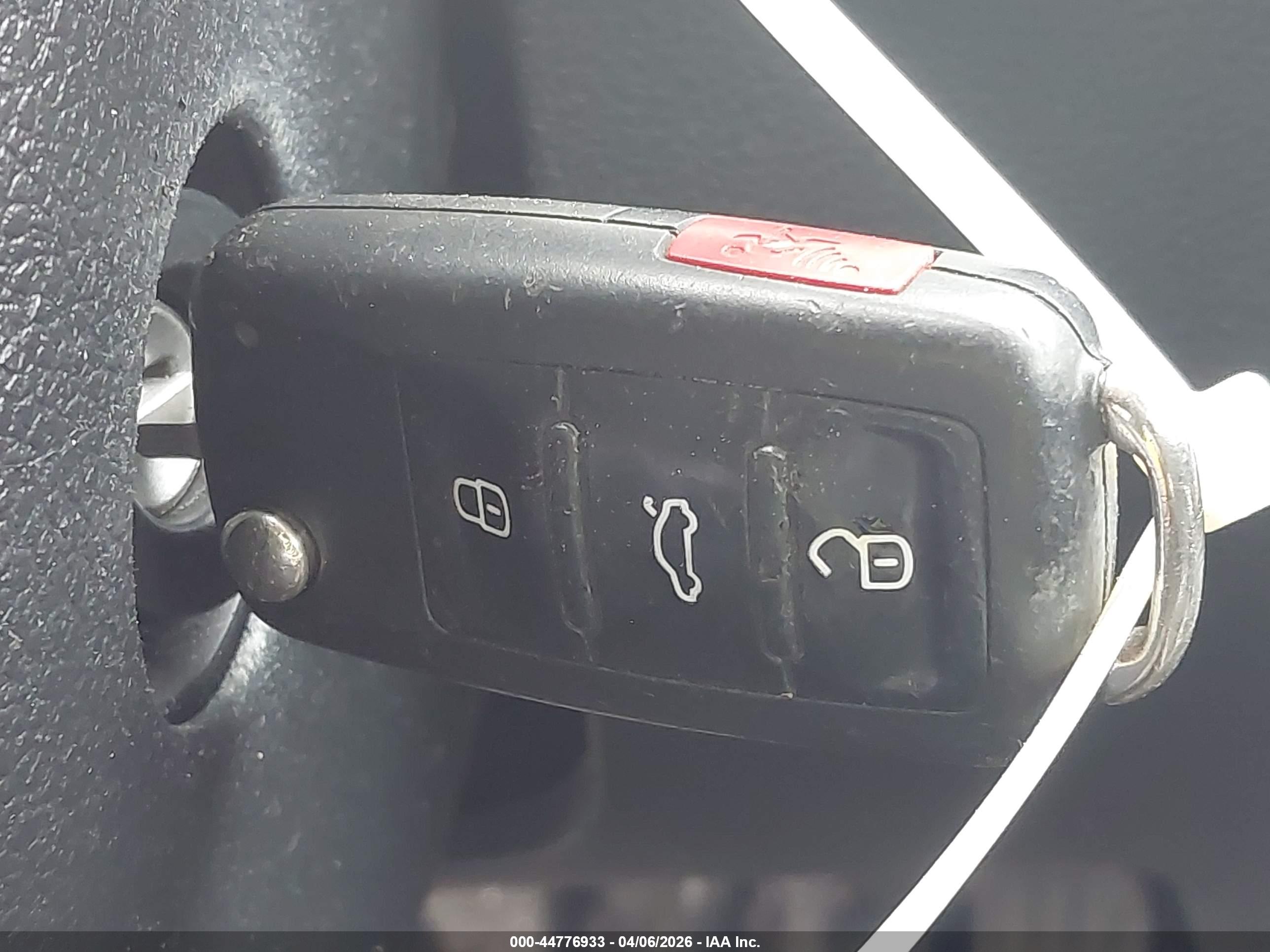 VOLKSWAGEN PASSAT image 11