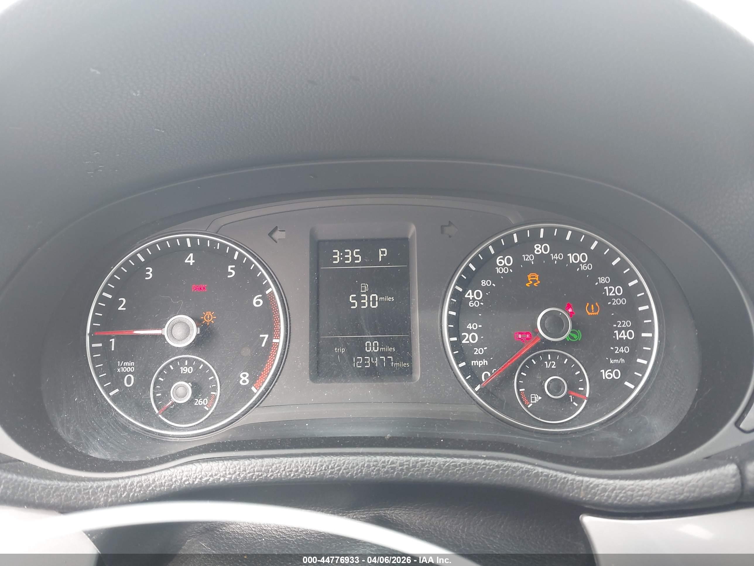 VOLKSWAGEN PASSAT image 7