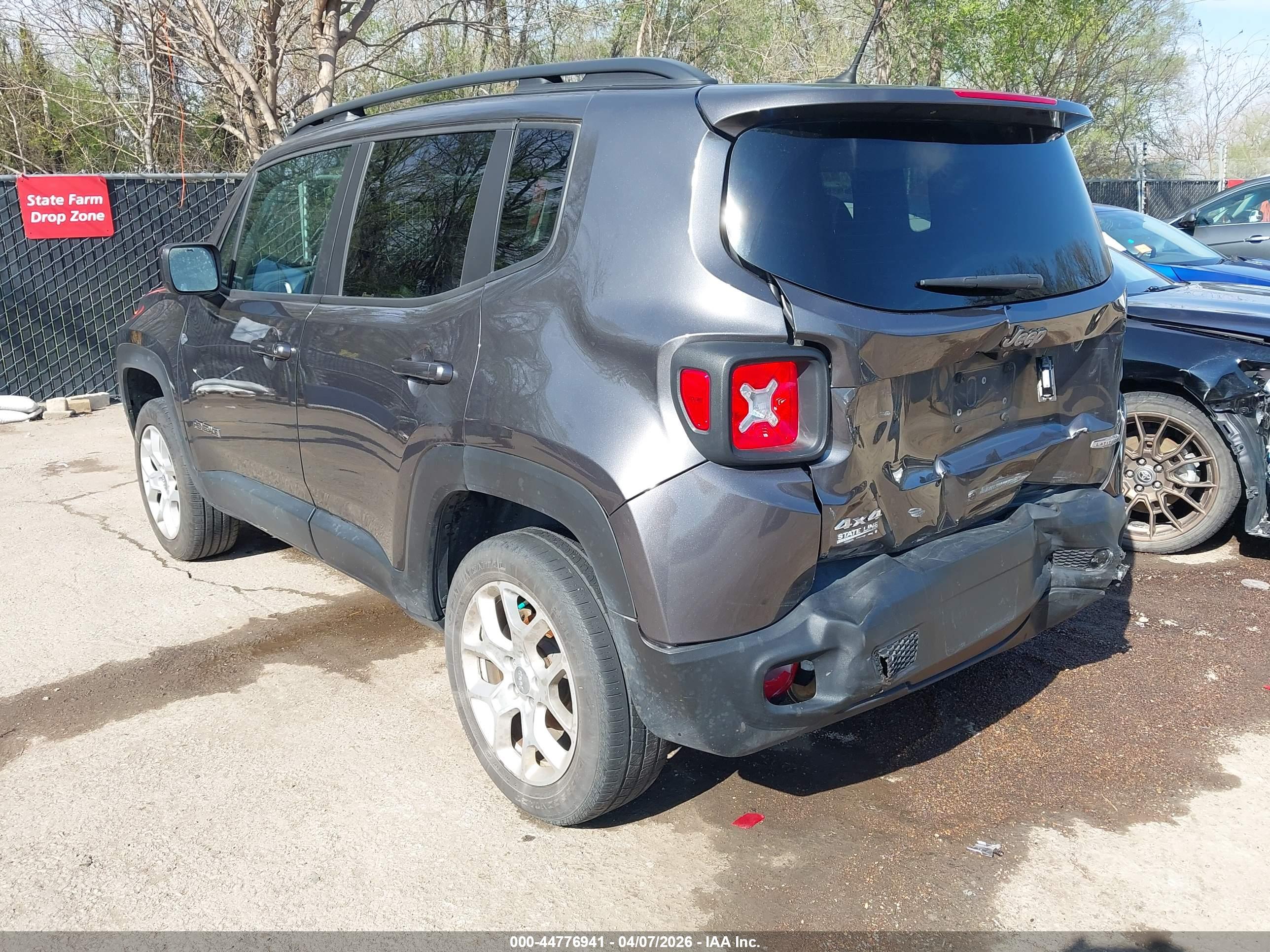 JEEP RENEGADE image 3