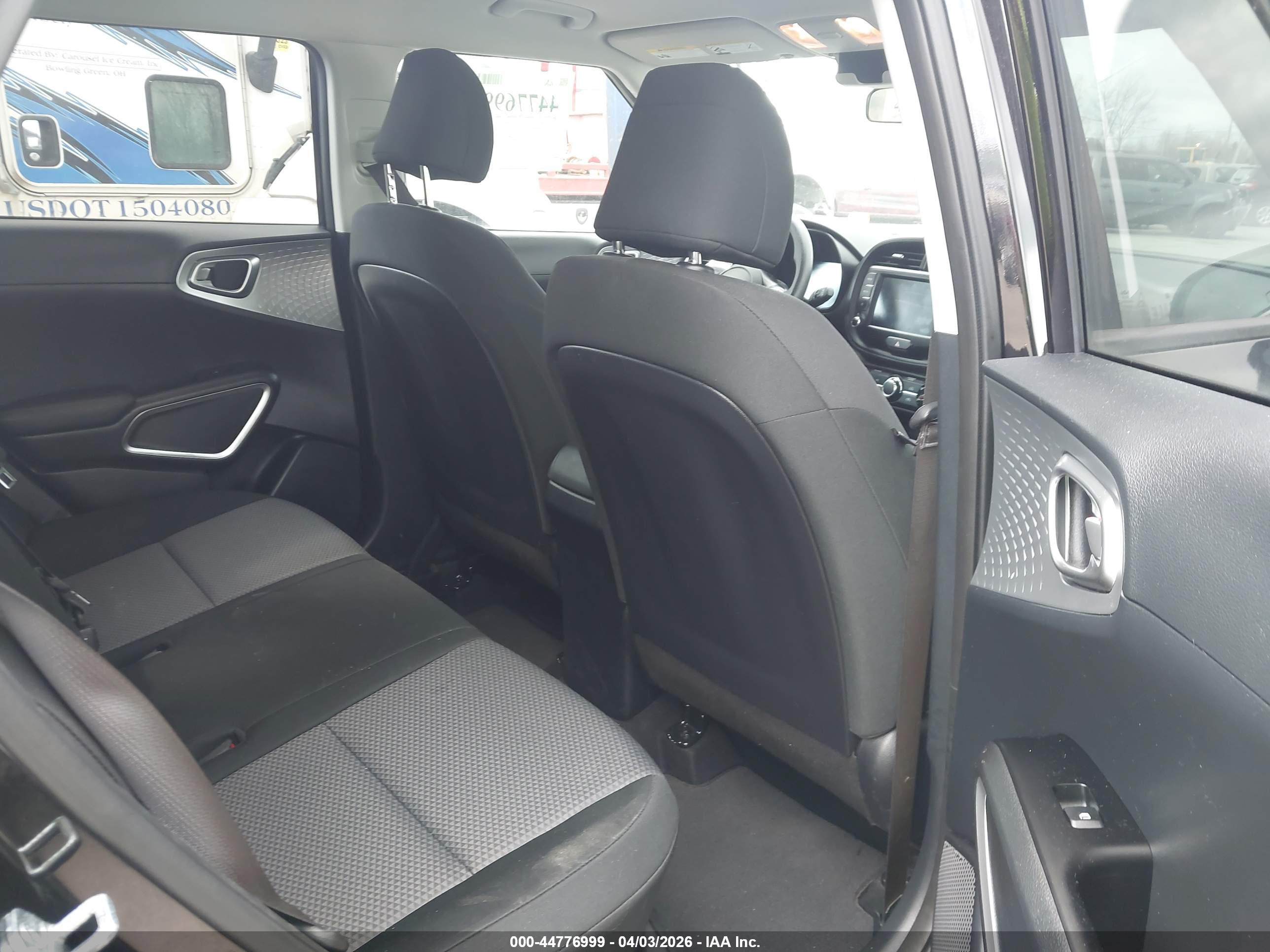 KIA SOUL image 8
