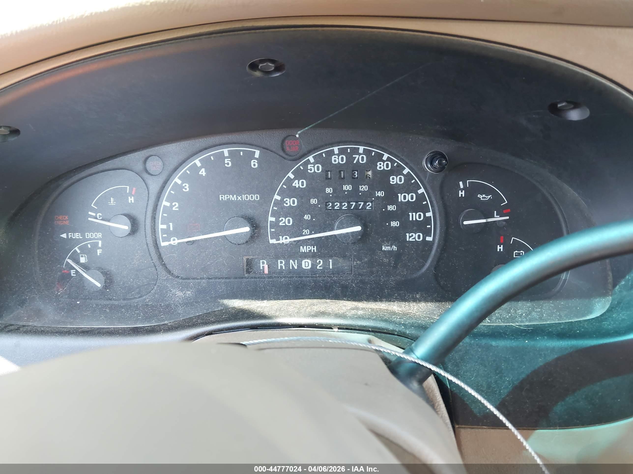 FORD EXPLORER image 7