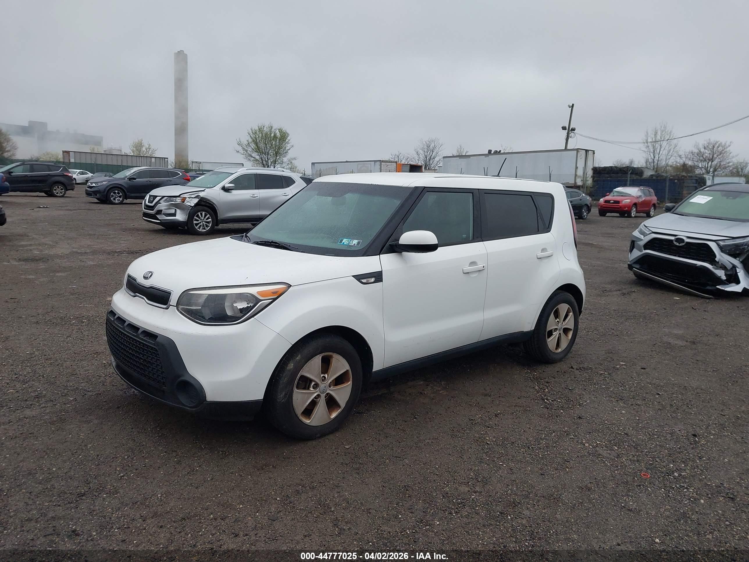 KIA SOUL image 2