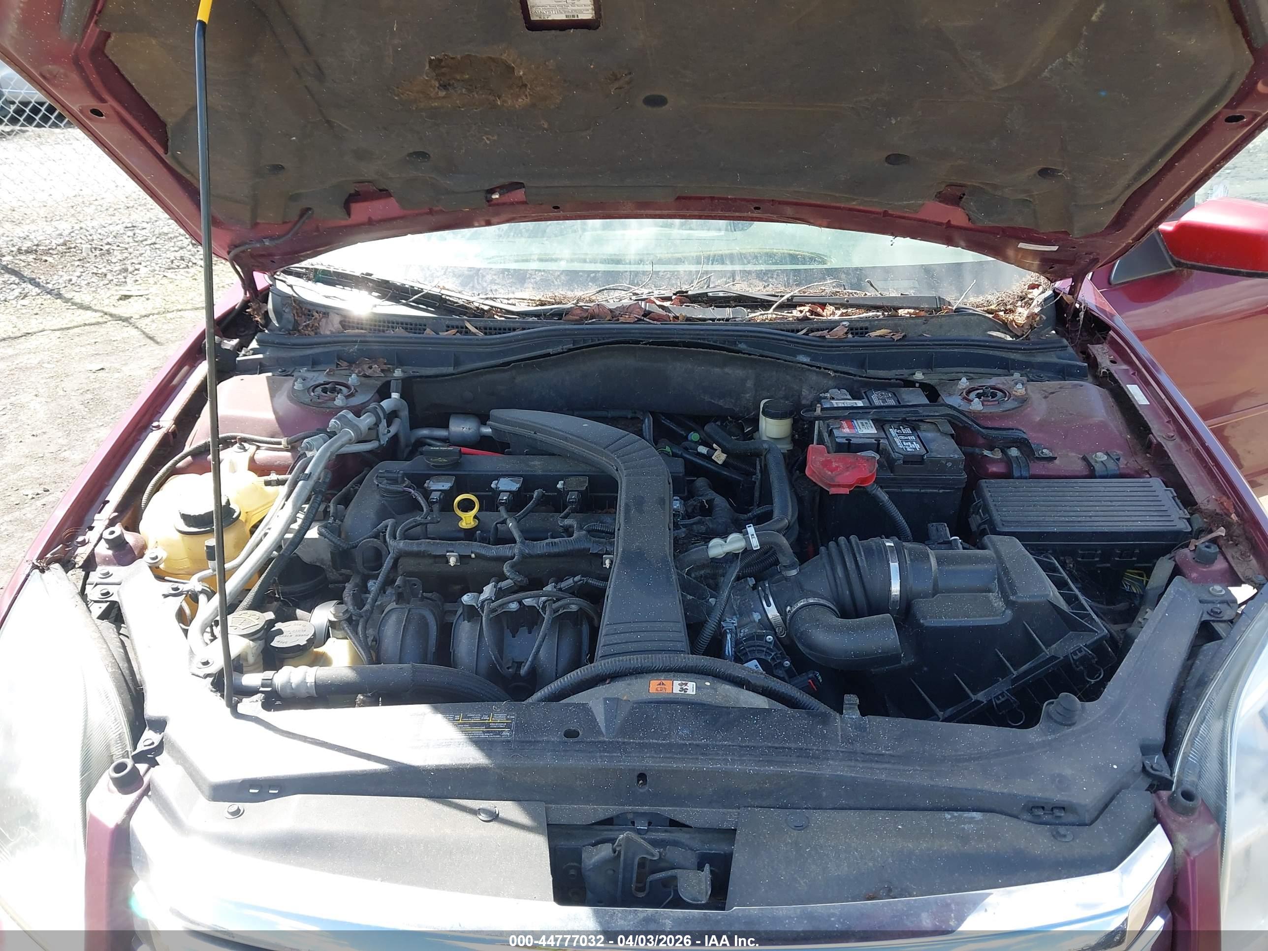 FORD FUSION image 10