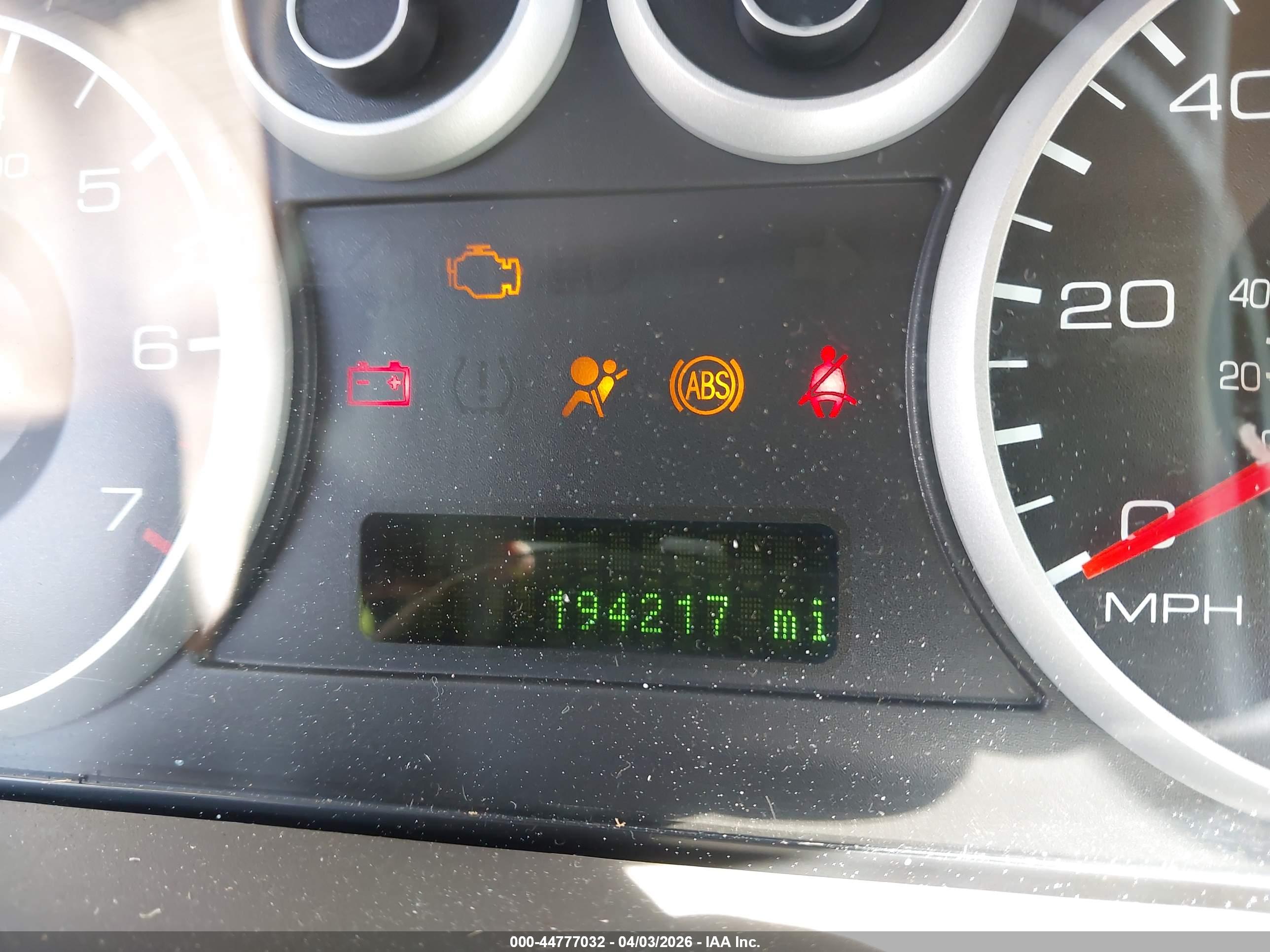 FORD FUSION image 7