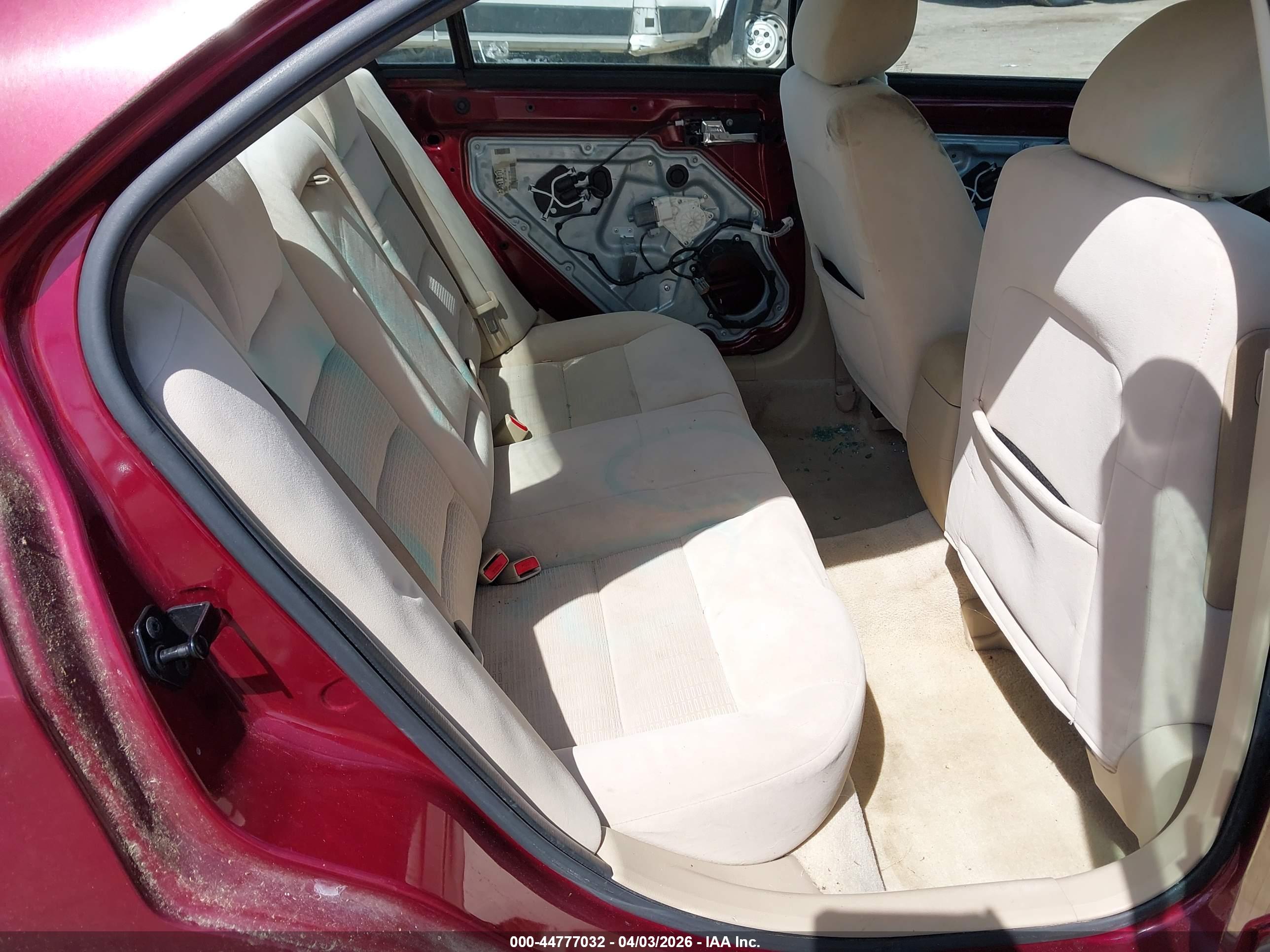FORD FUSION image 8