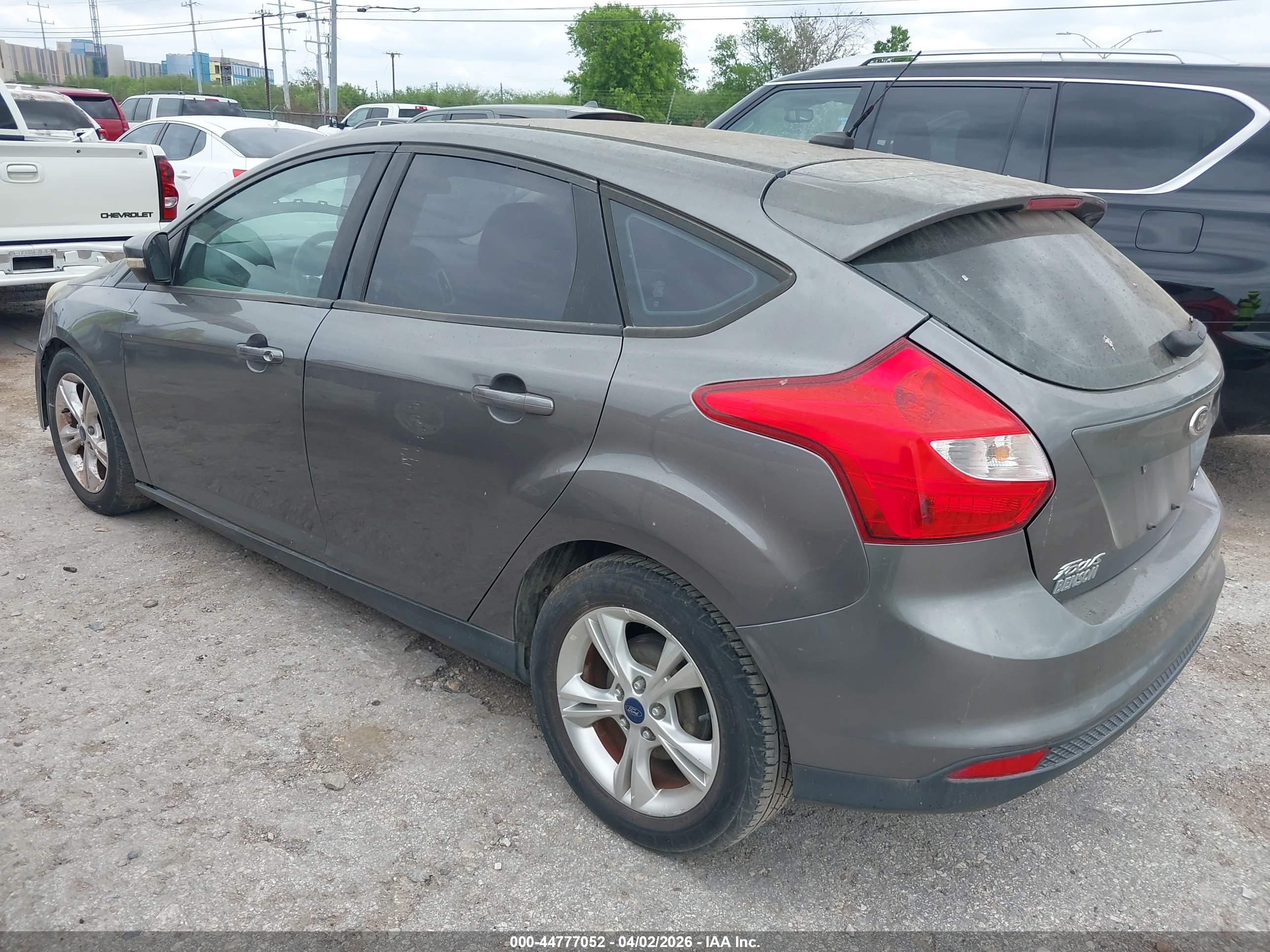 FORD FOCUS image 3