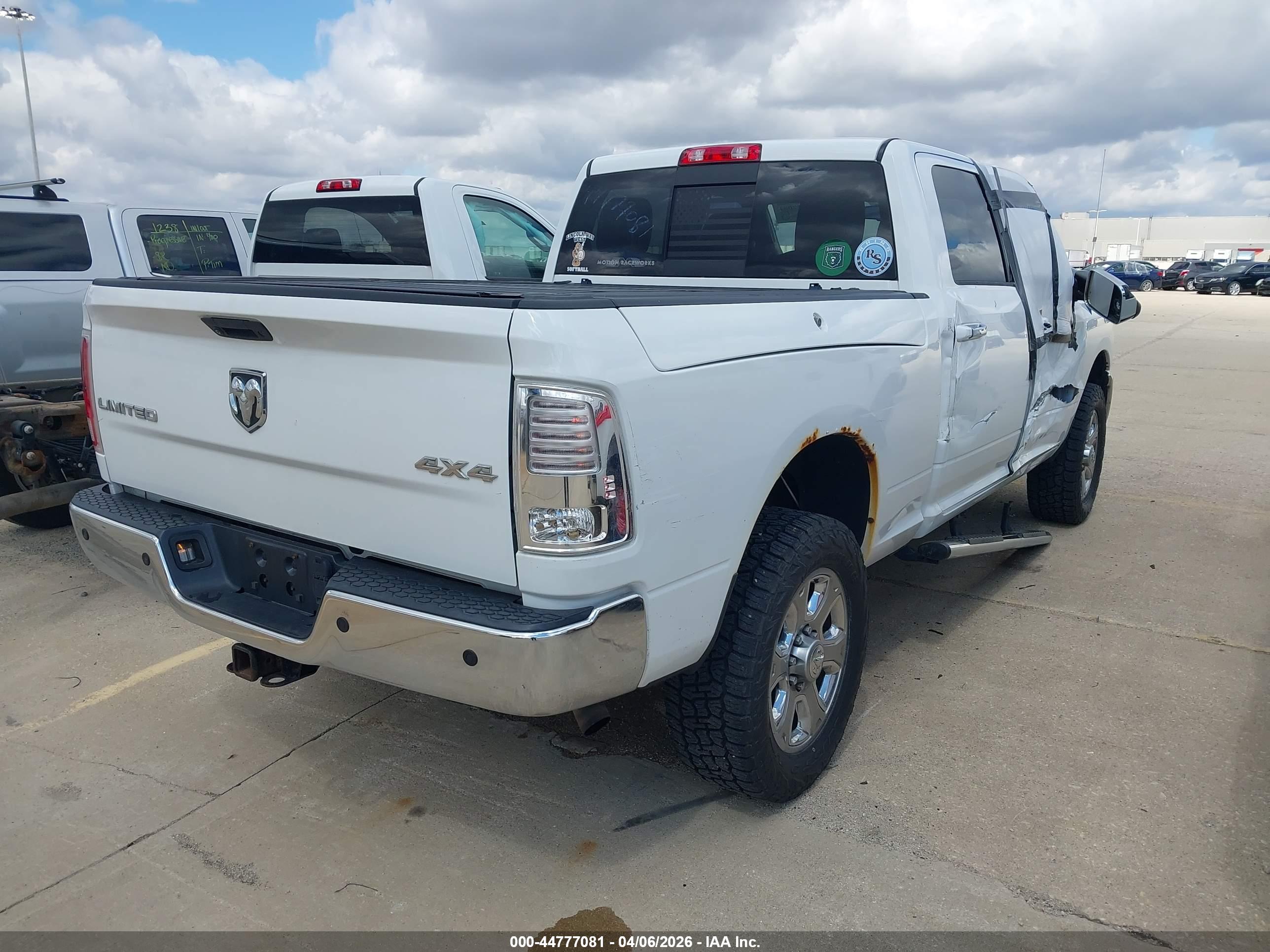 RAM 3500 image 4