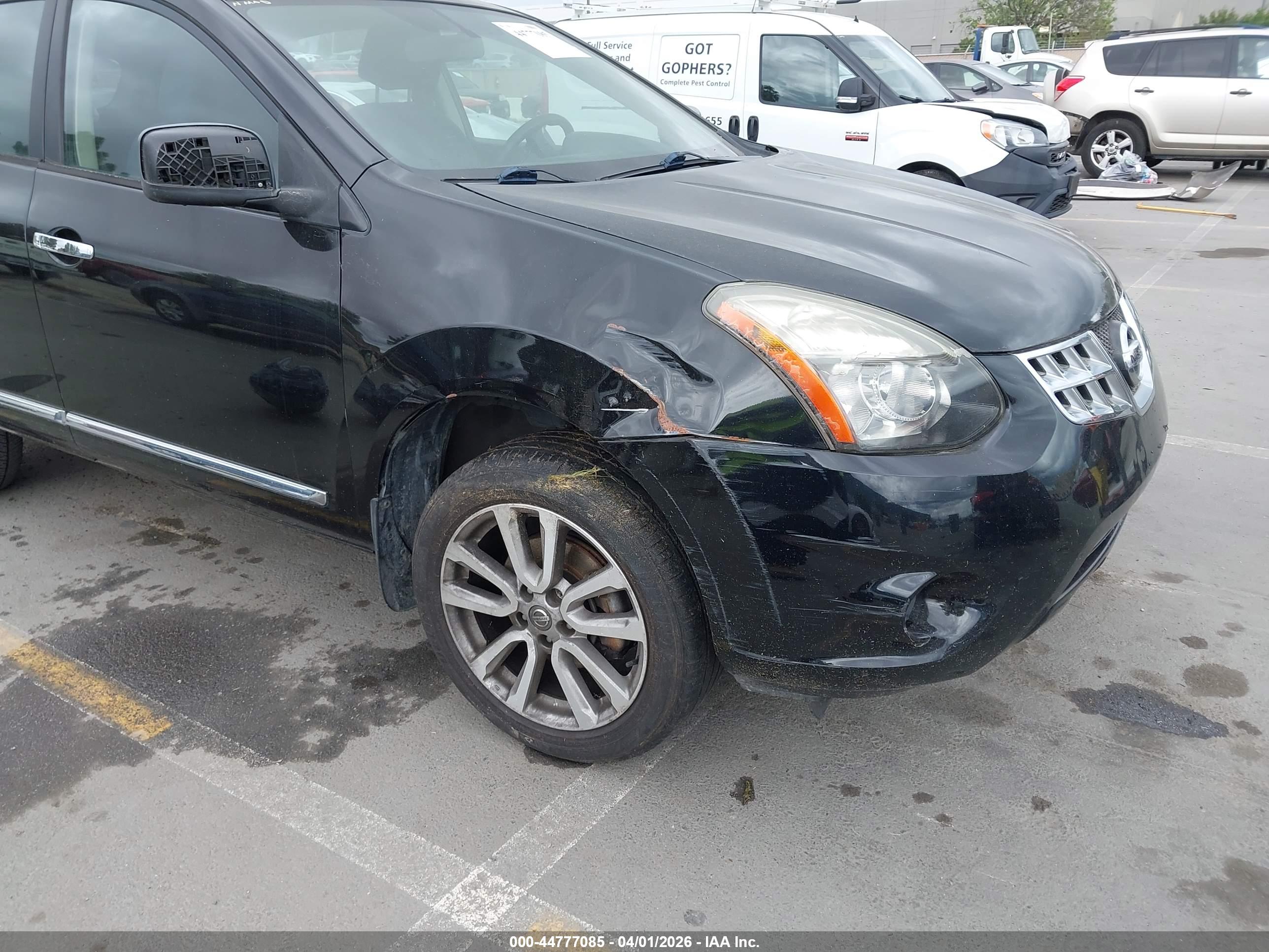 NISSAN ROGUE image 6