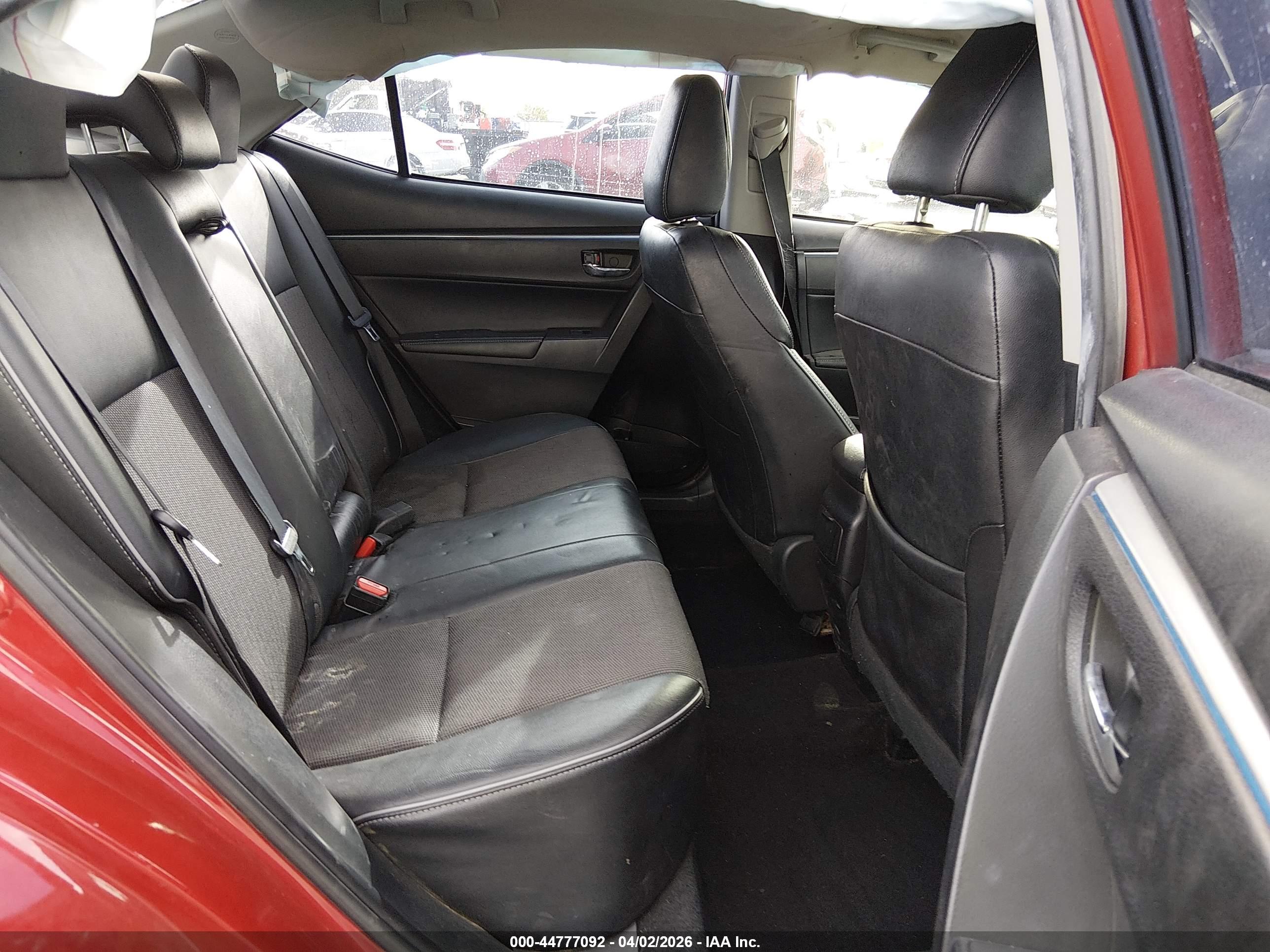 TOYOTA COROLLA image 8