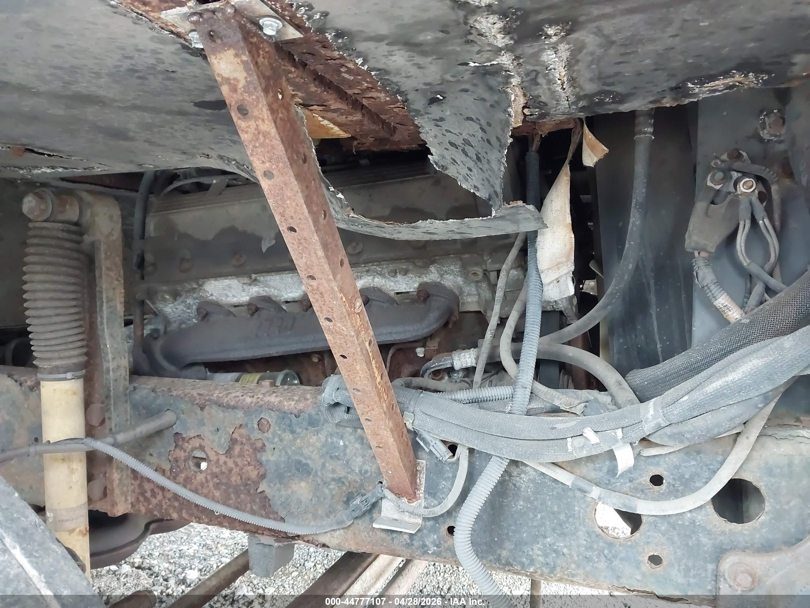 FORD F550 image 10