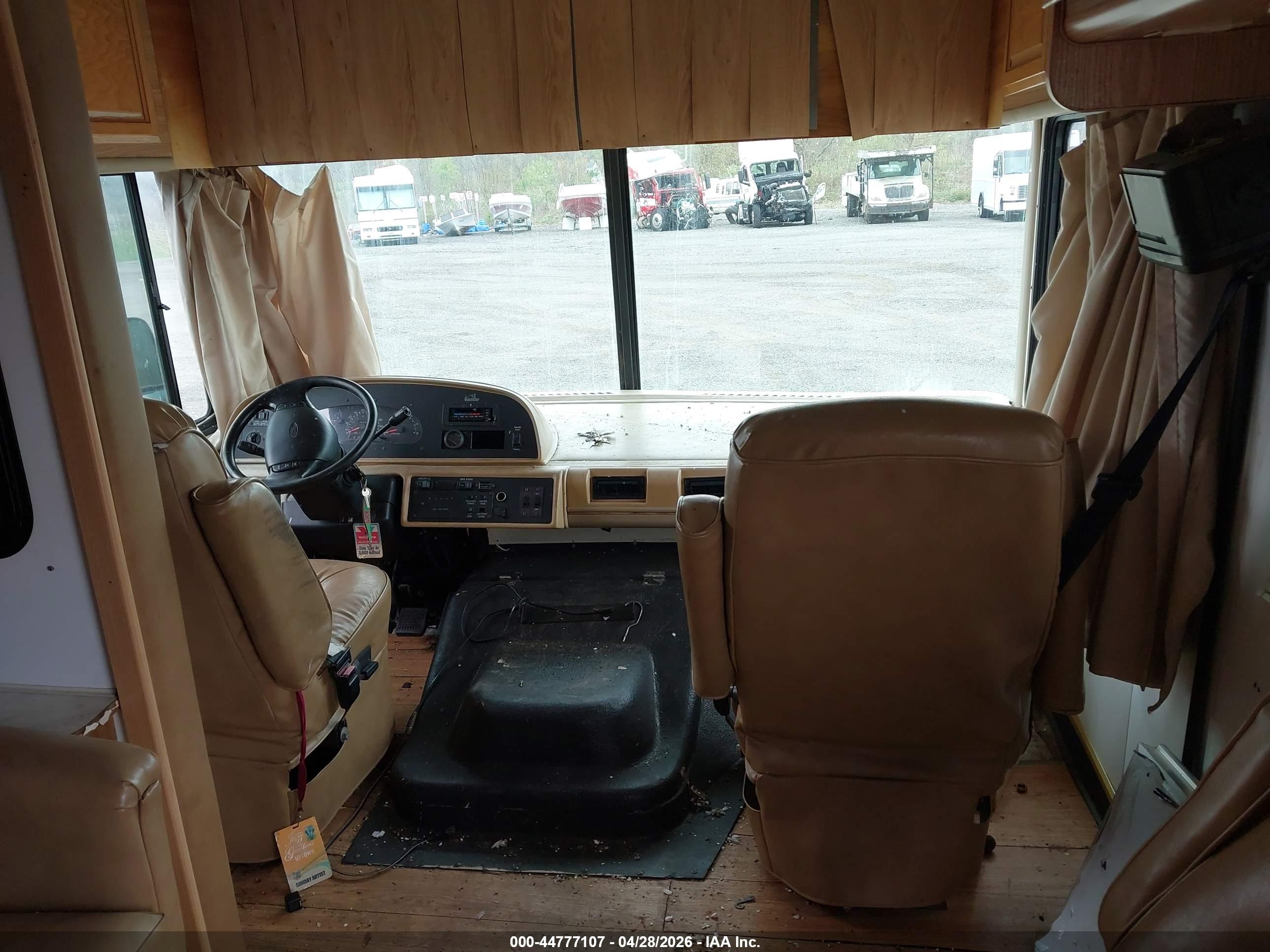 FORD F550 image 5