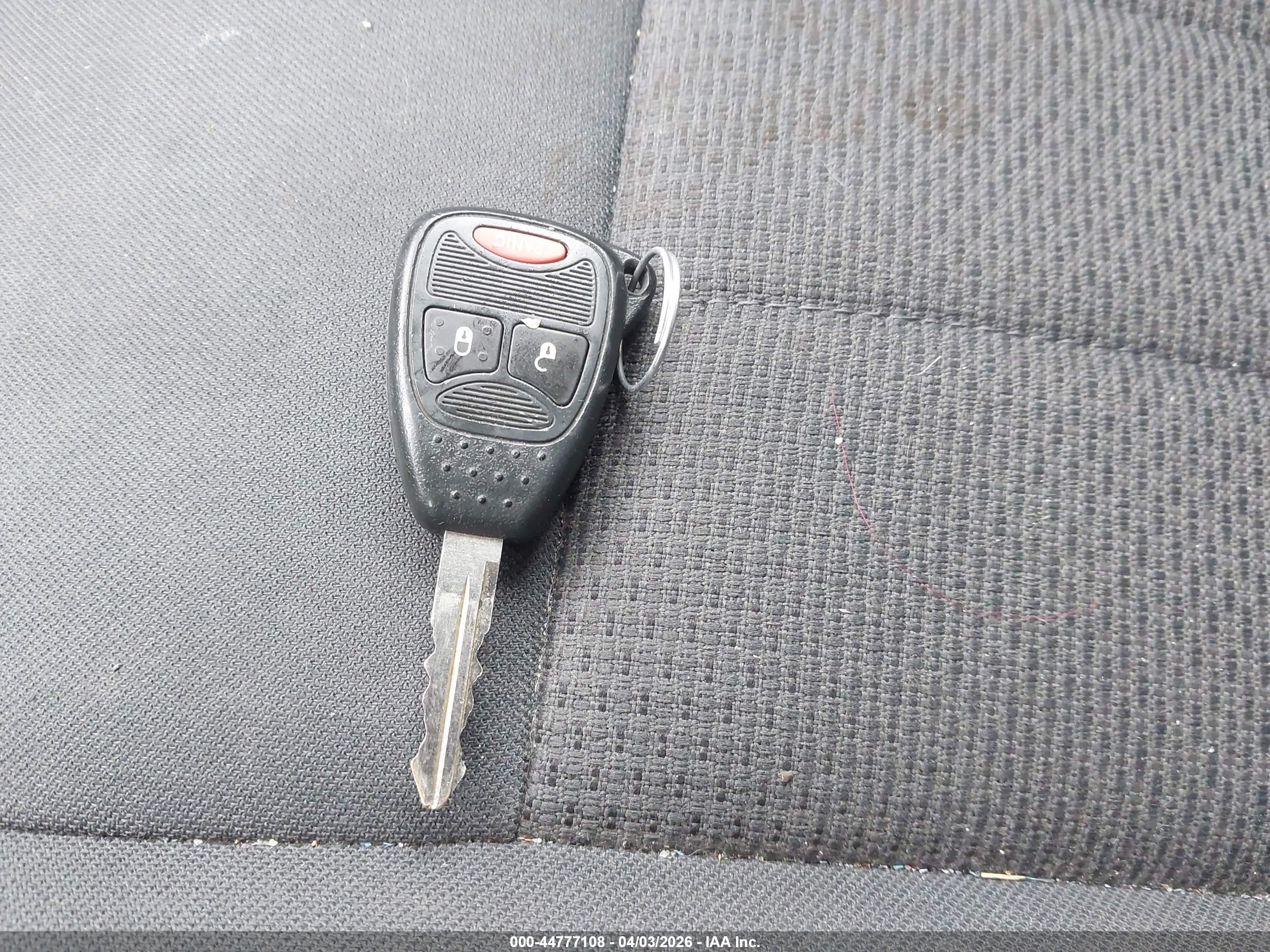 DODGE NITRO image 11