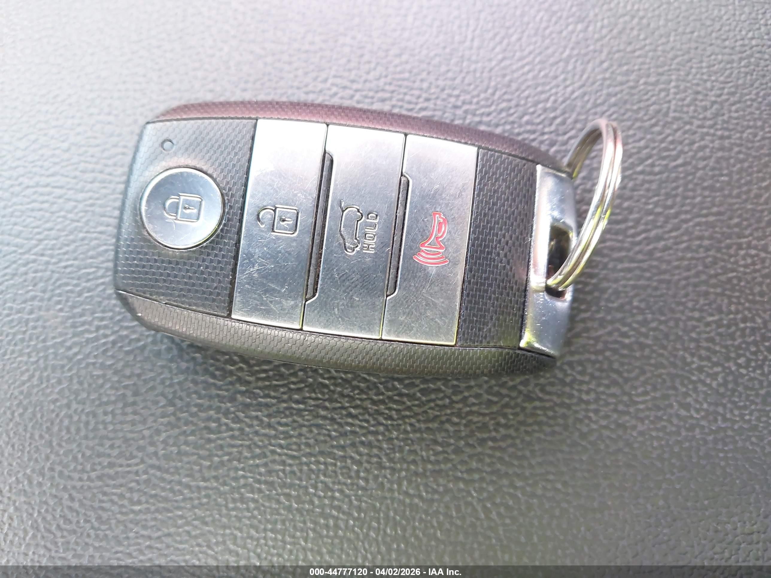 KIA SORENTO image 11