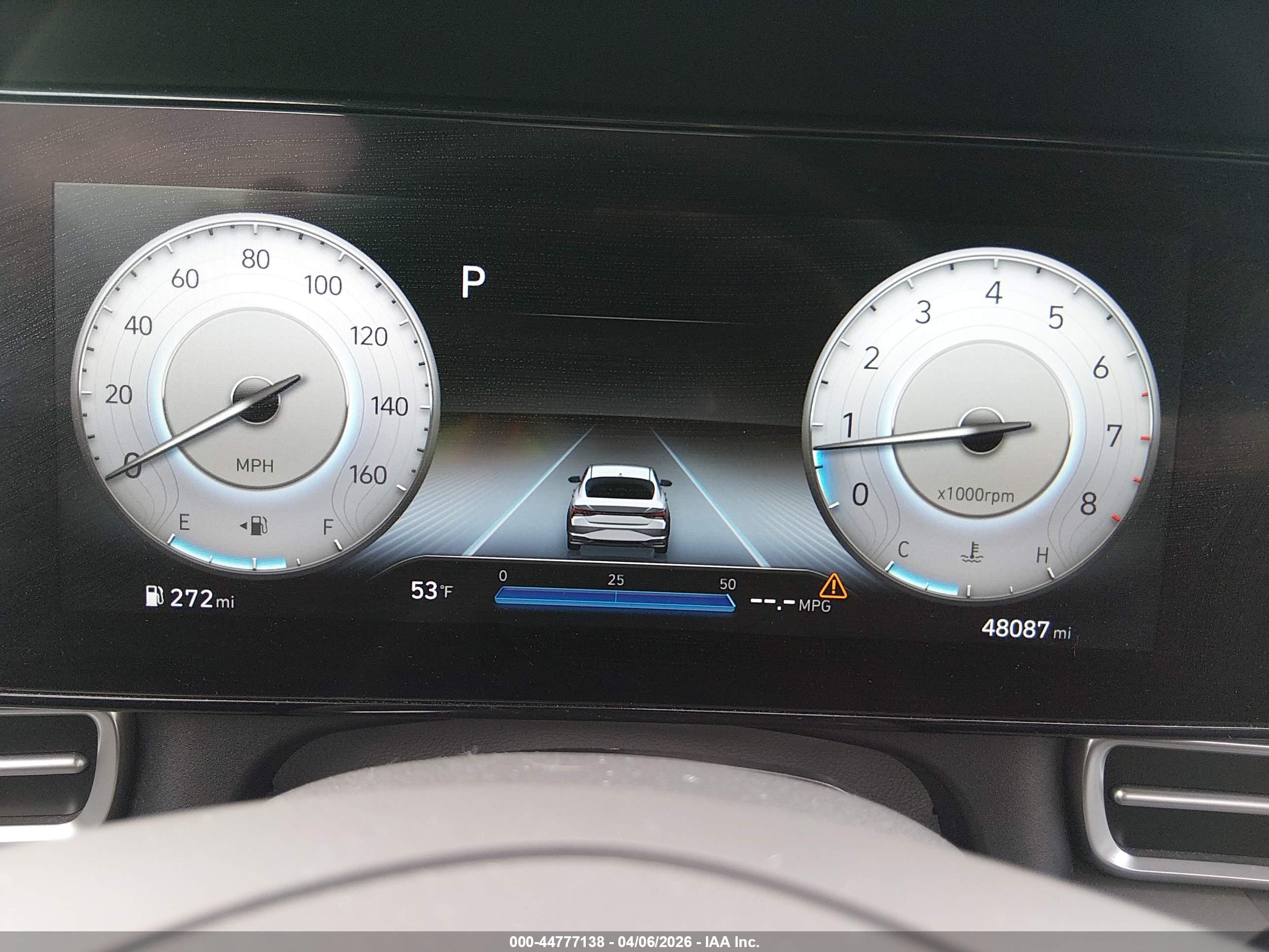 HYUNDAI ELANTRA image 7