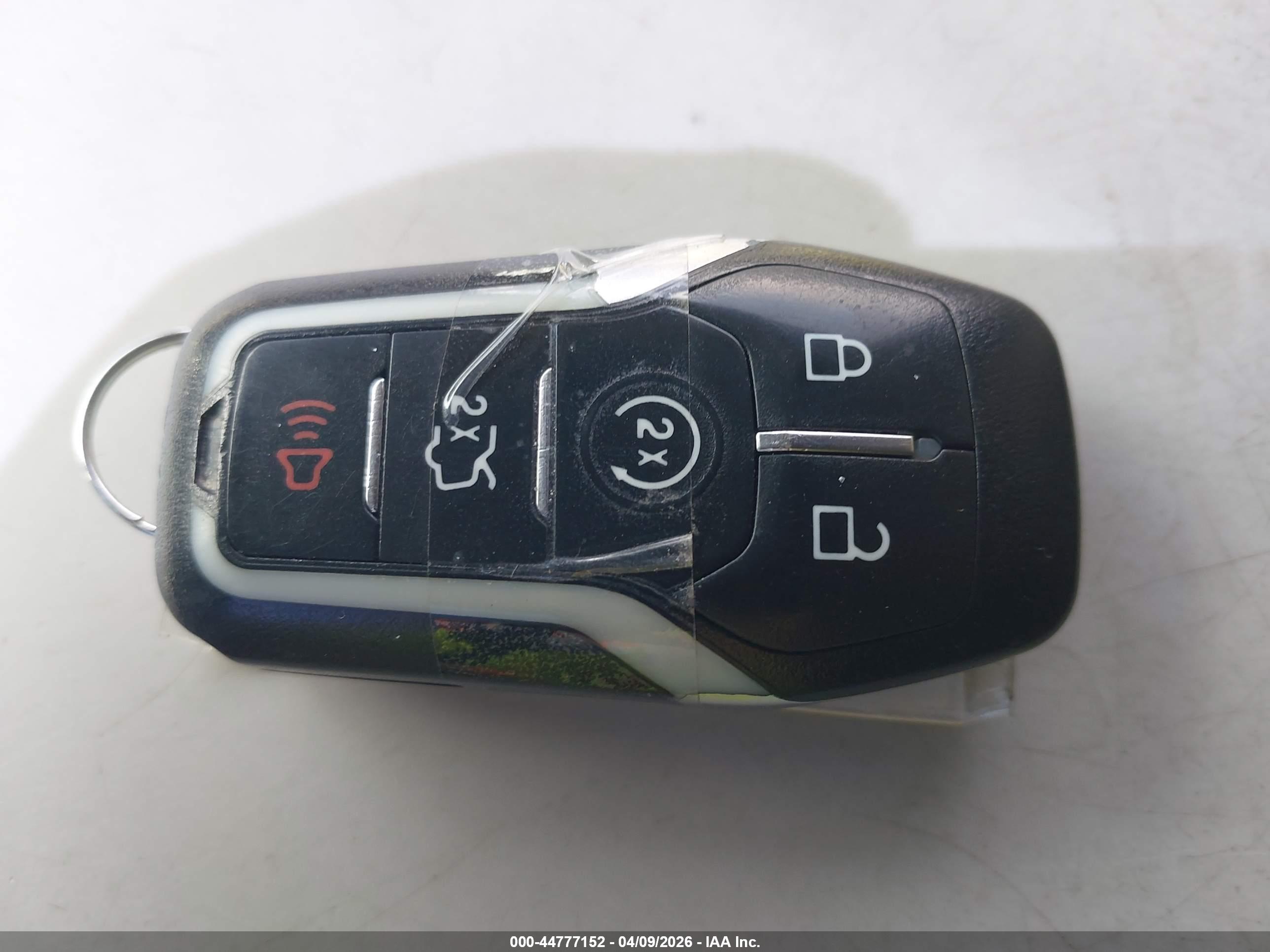 FORD MUSTANG image 11