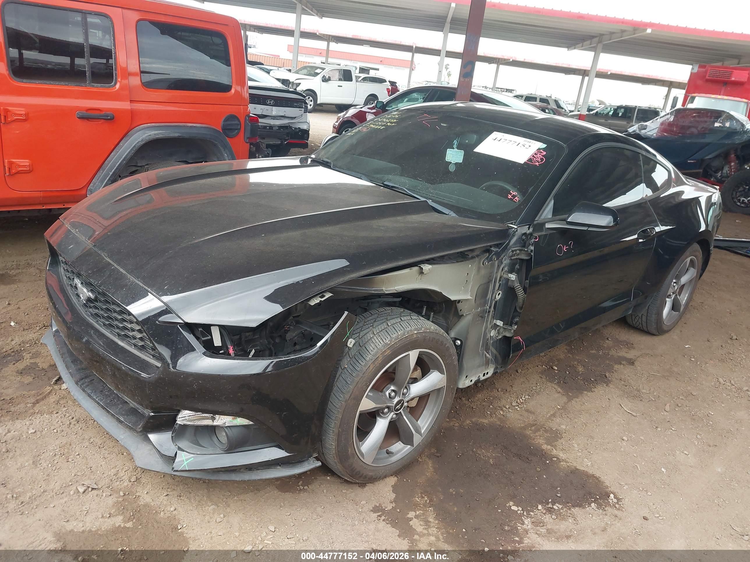 FORD MUSTANG image 2