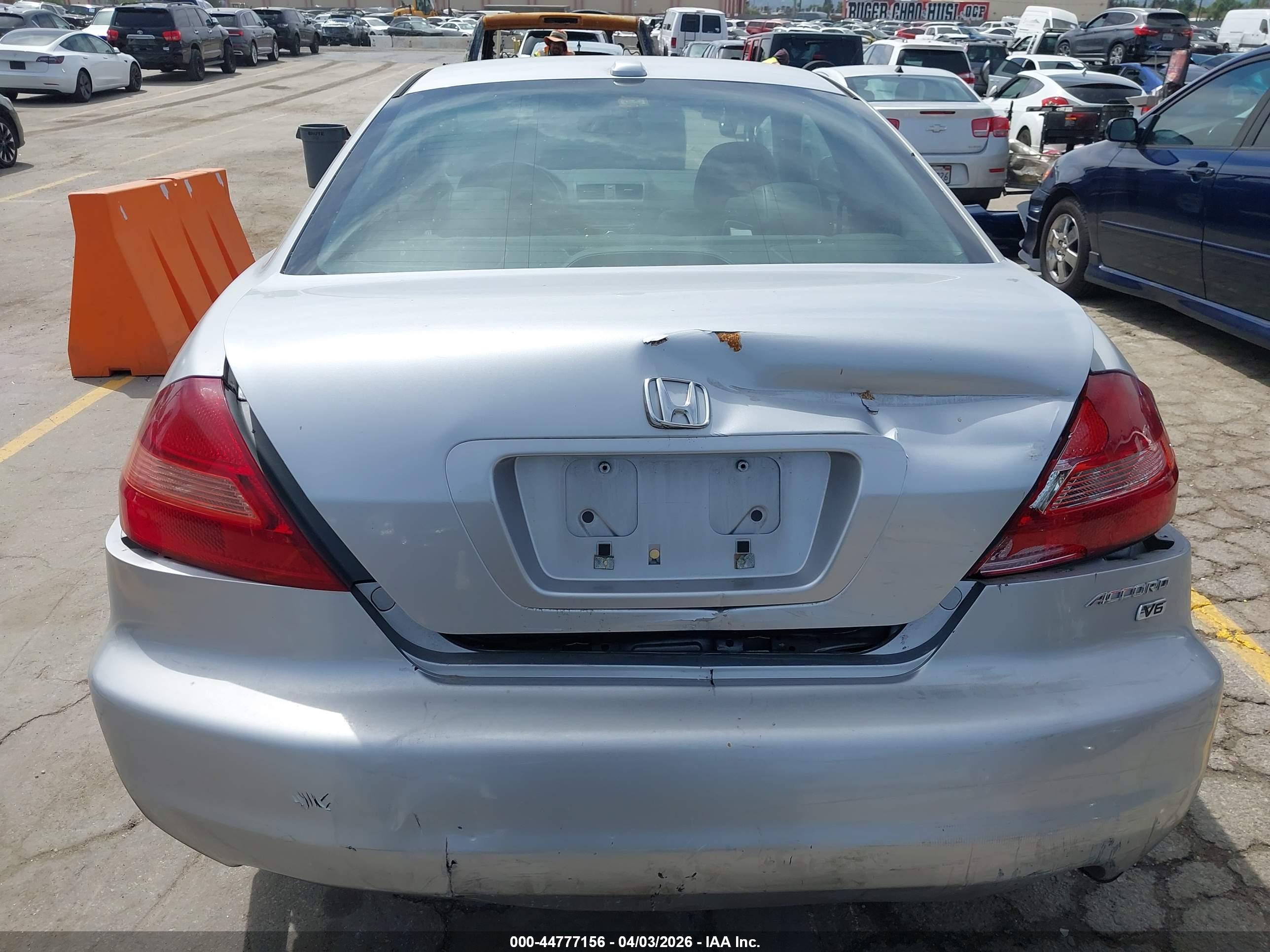 HONDA ACCORD image 6