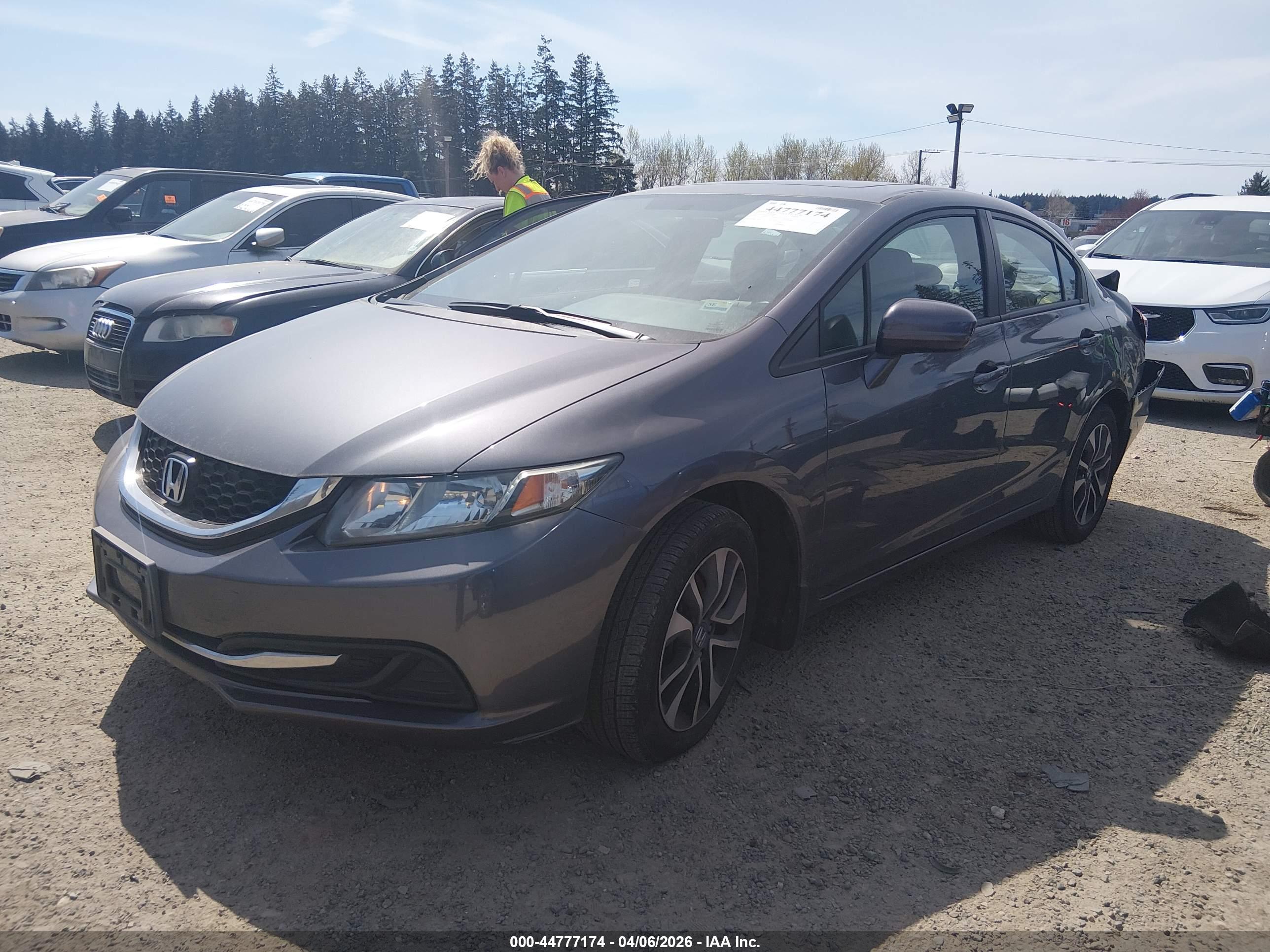 HONDA CIVIC image 2