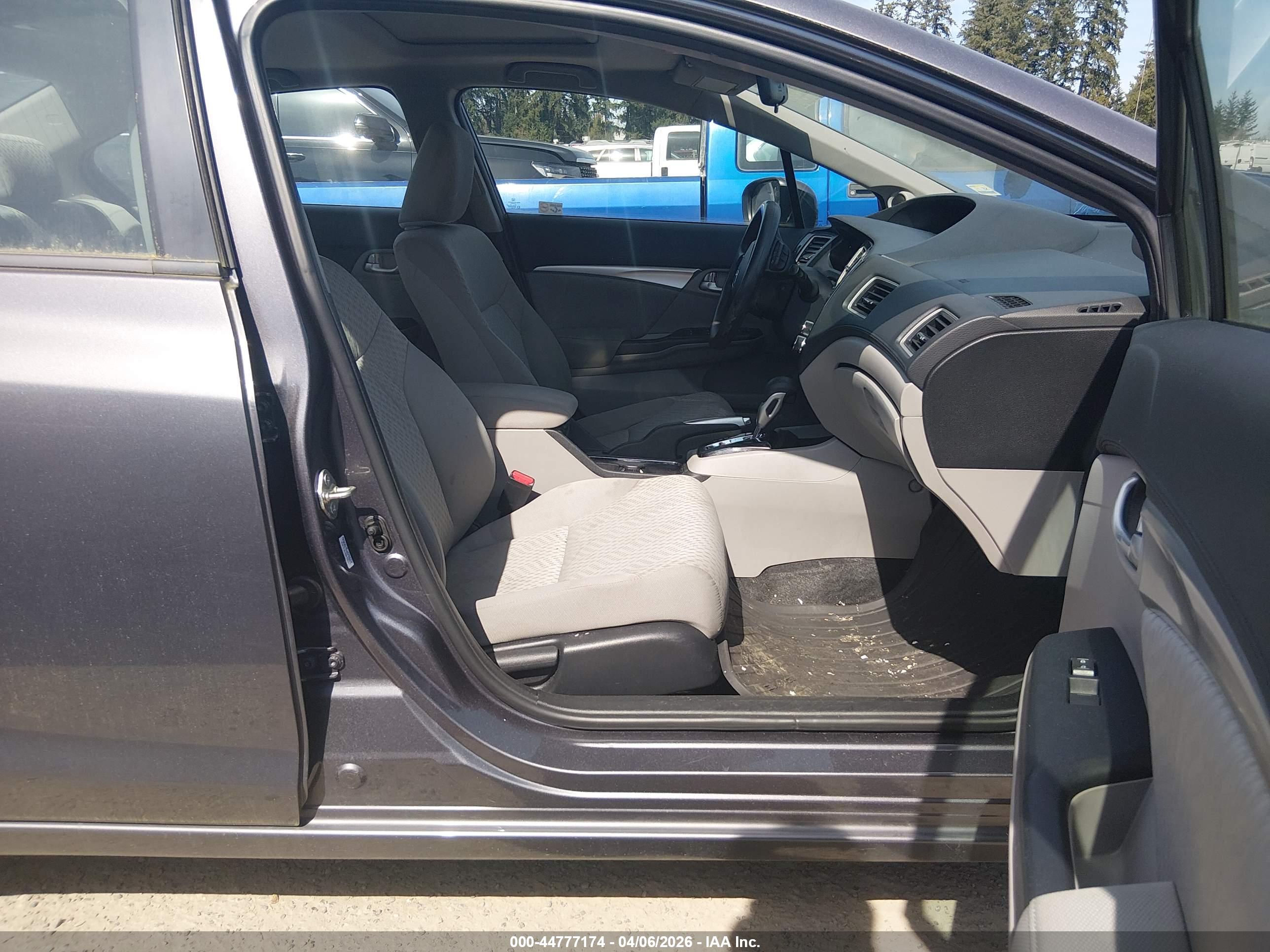 HONDA CIVIC image 5