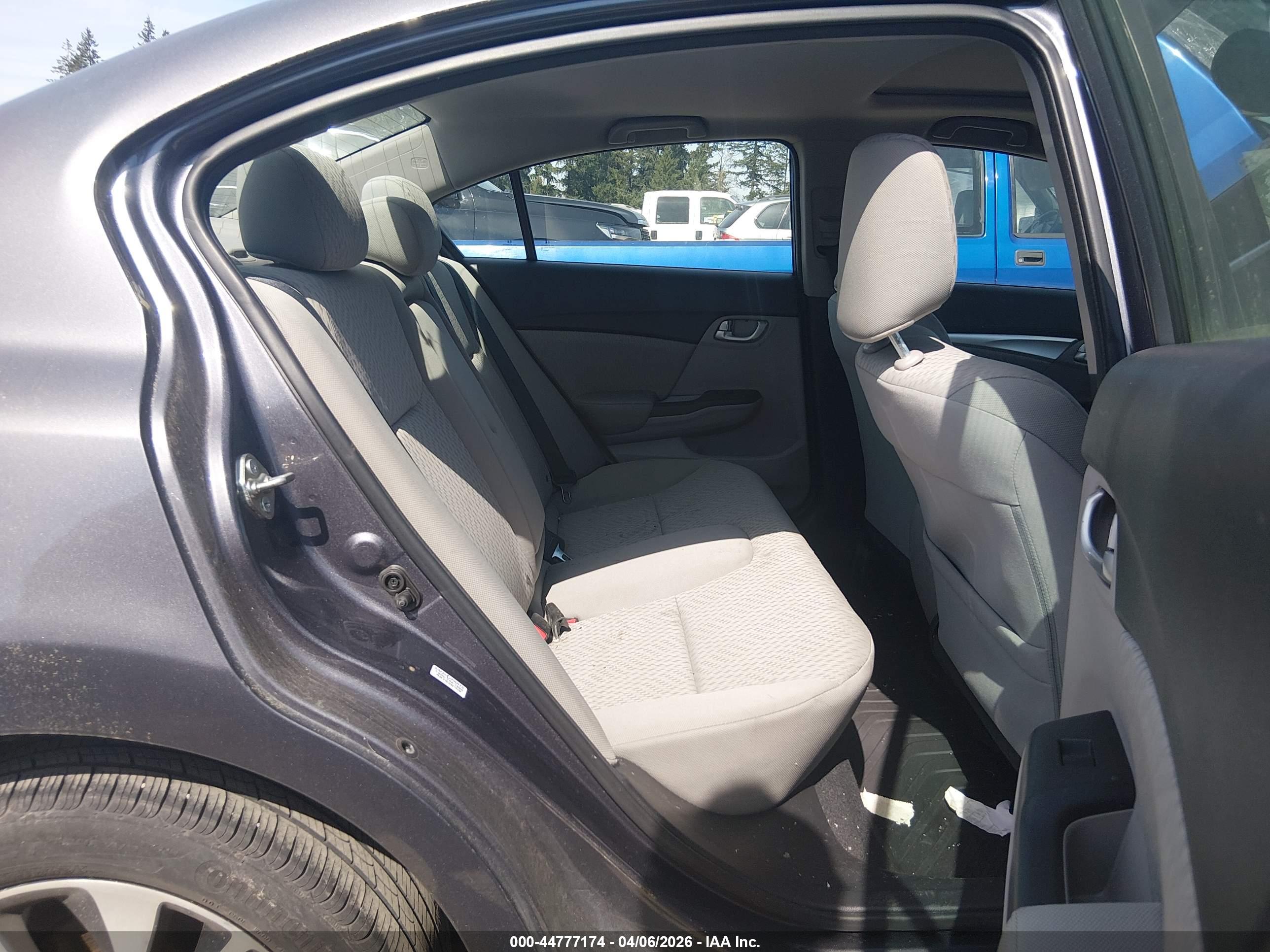 HONDA CIVIC image 8