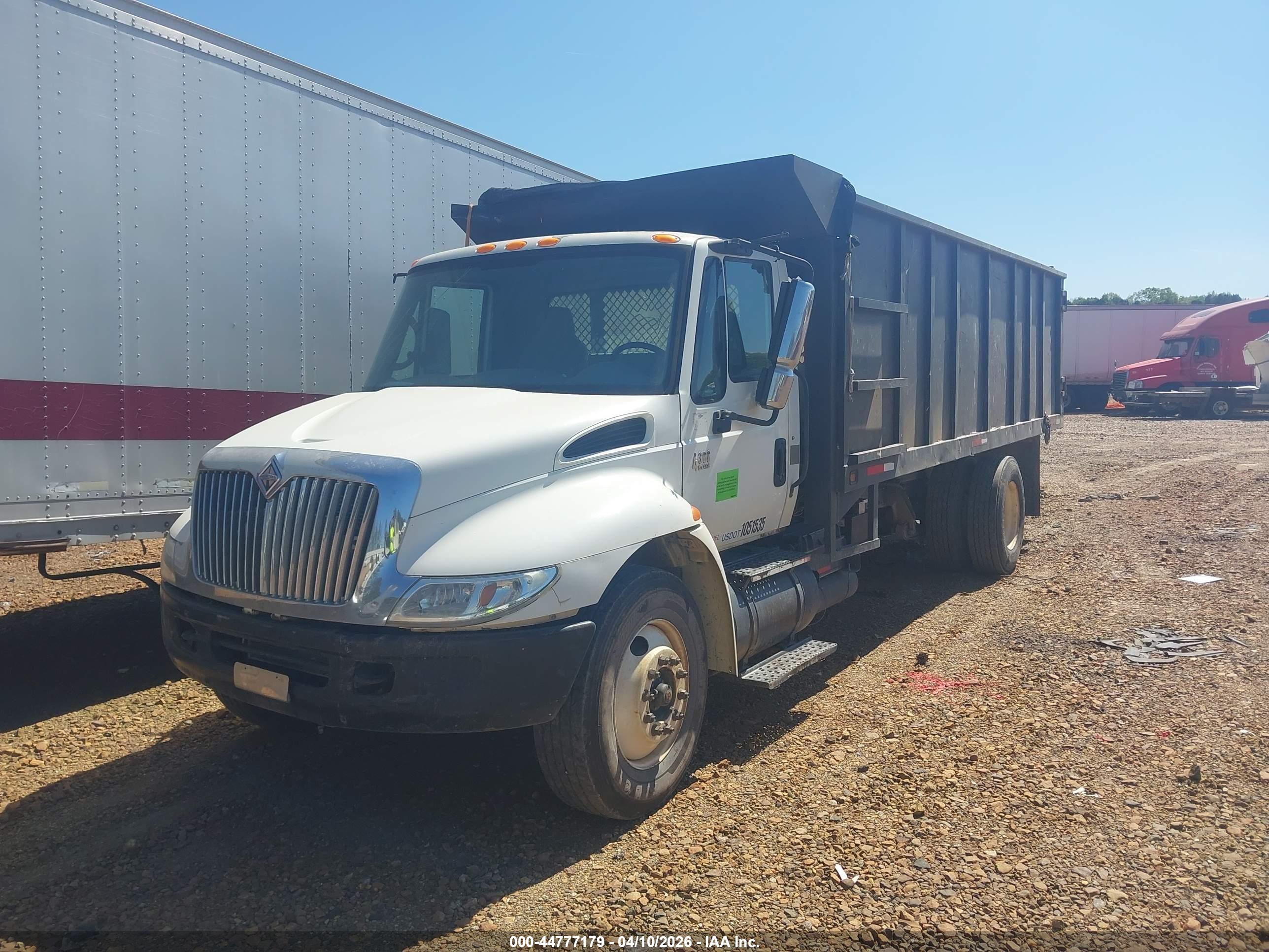 INTERNATIONAL 4000 image 2