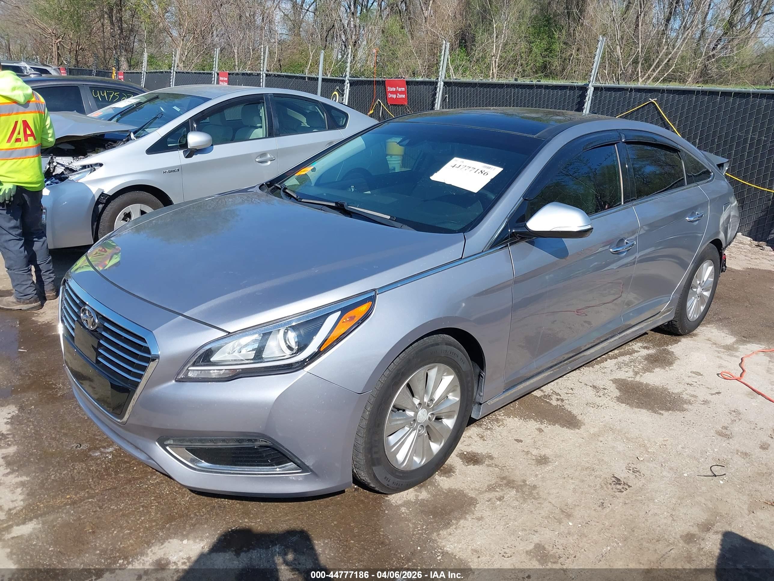 HYUNDAI SONATA image 2
