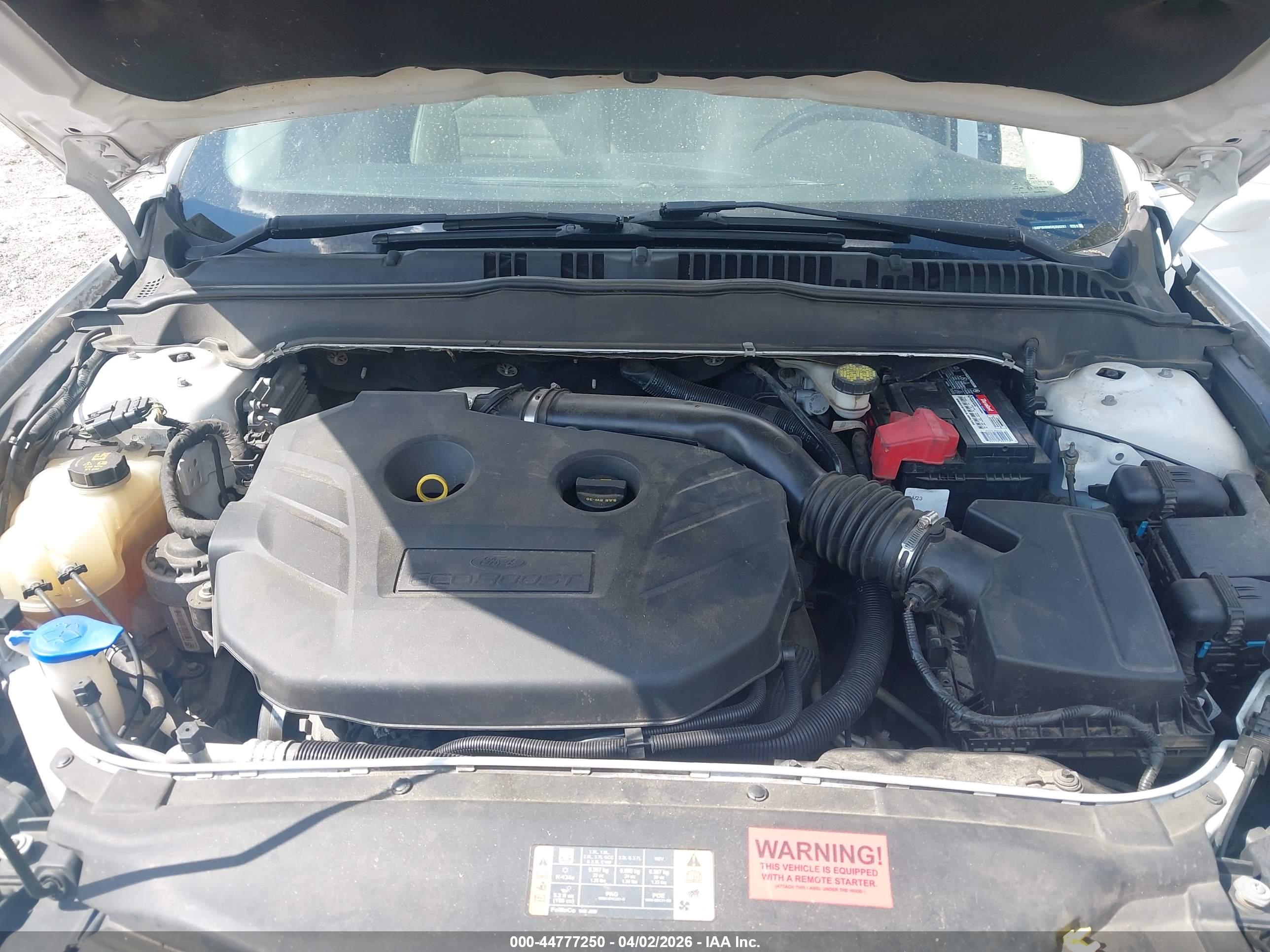 FORD FUSION image 10