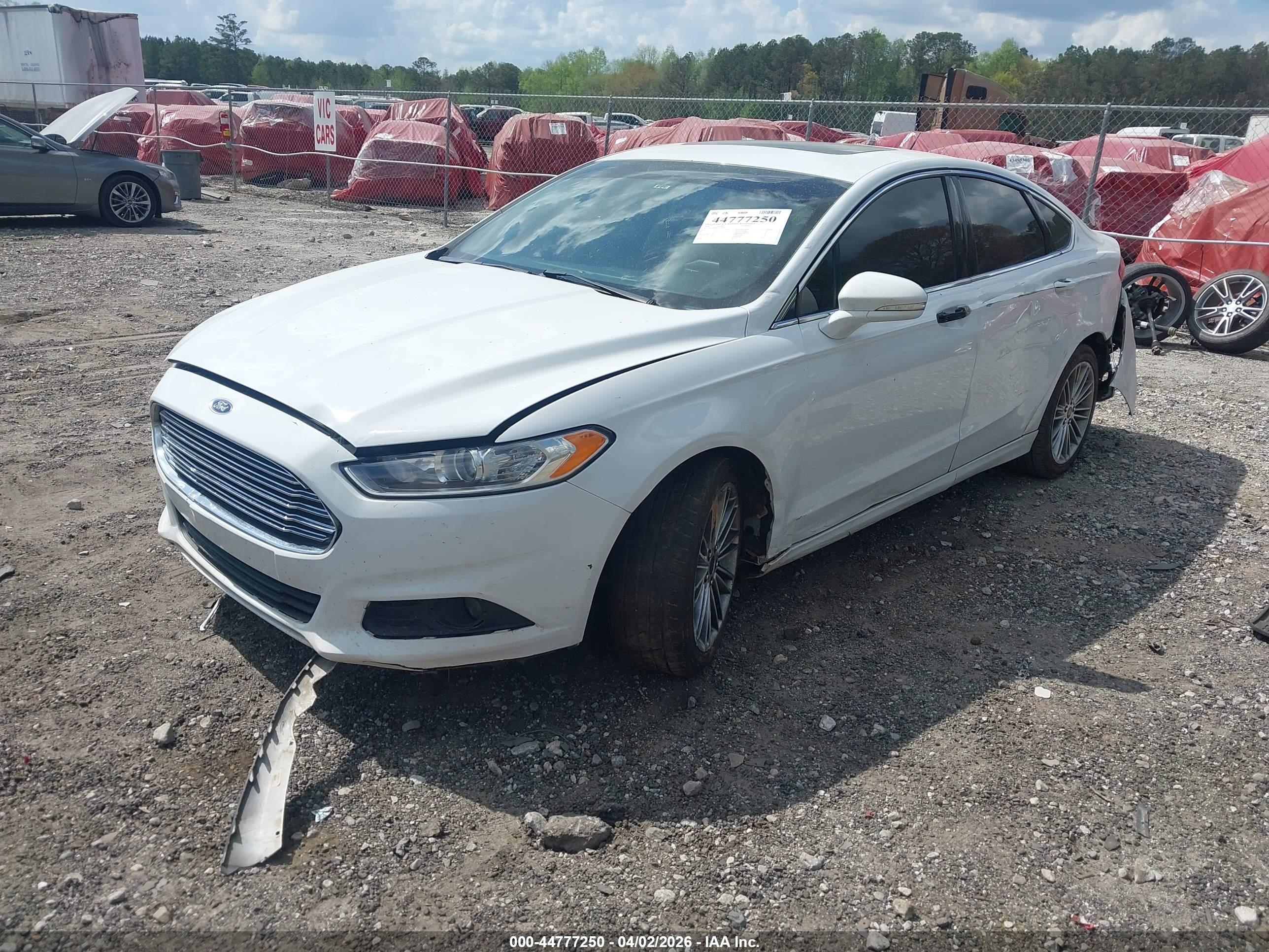 FORD FUSION image 2