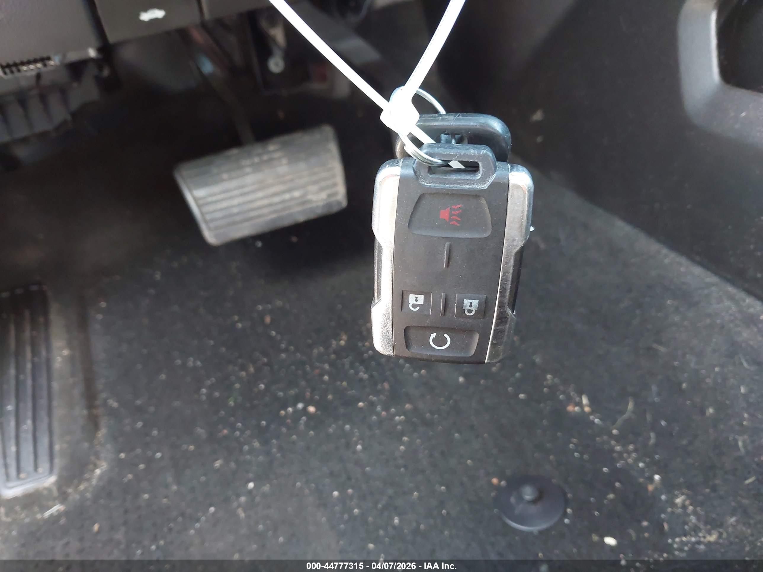 GMC SIERRA image 11