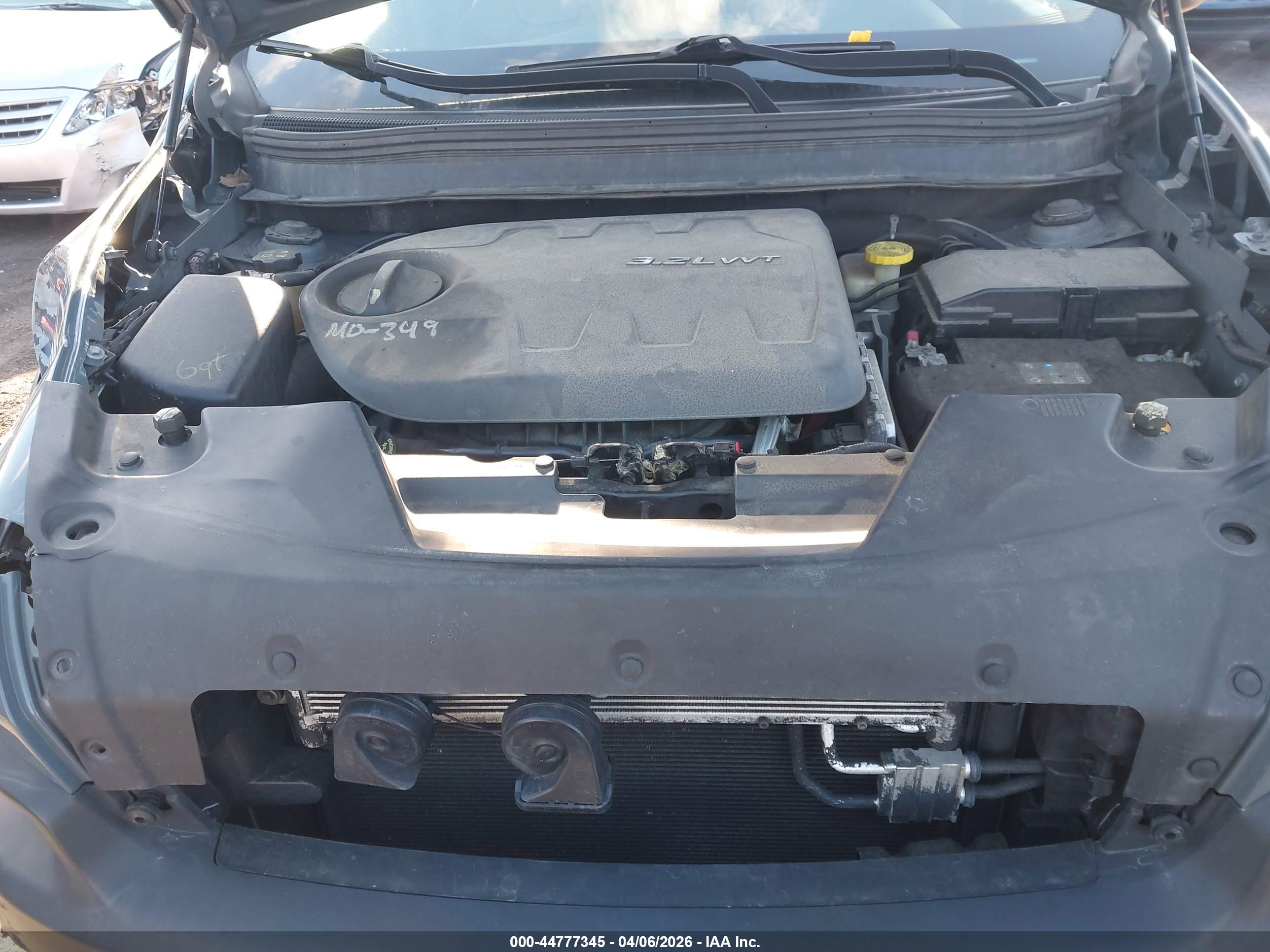 JEEP CHEROKEE image 10