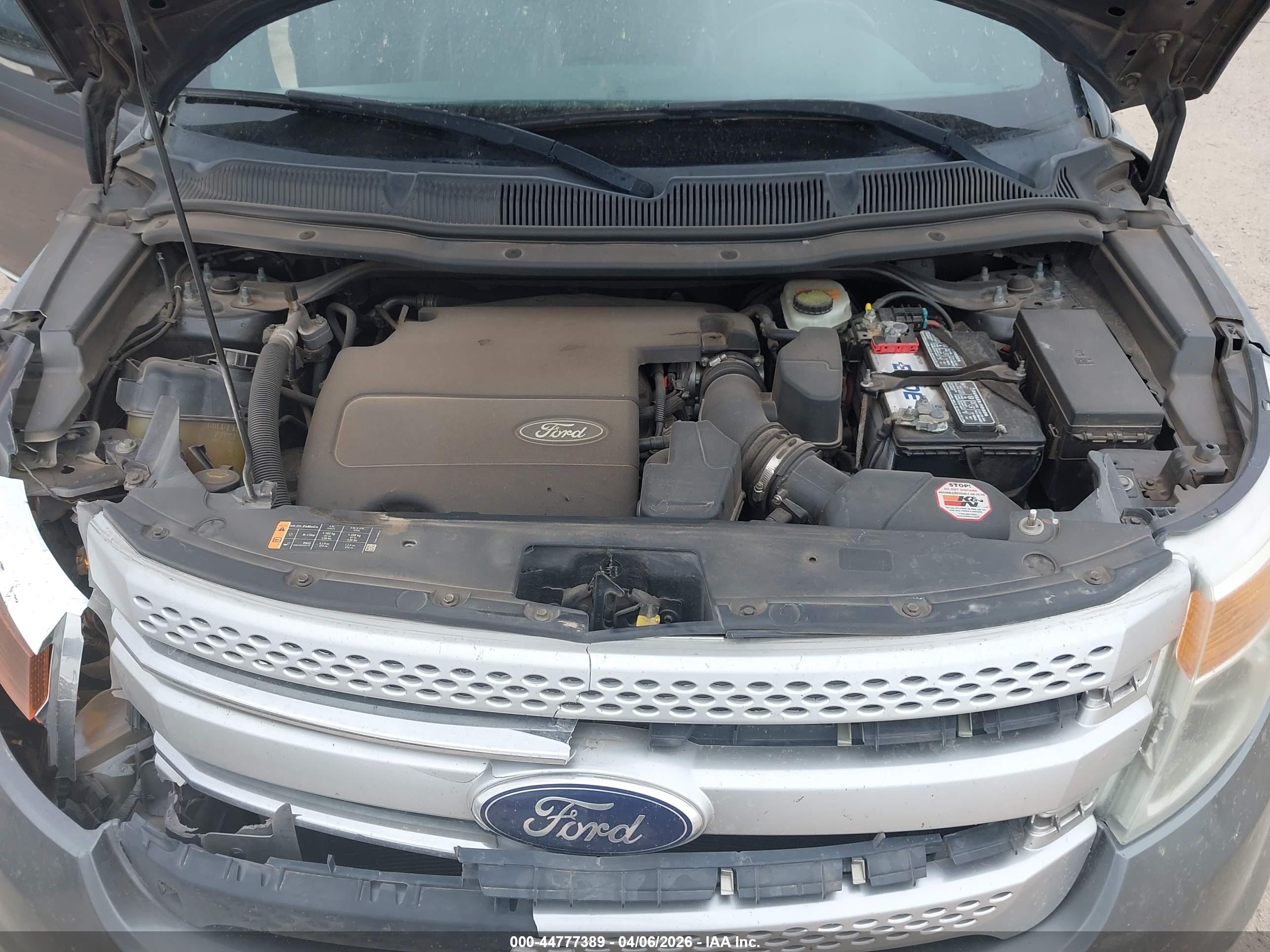 FORD EXPLORER image 10