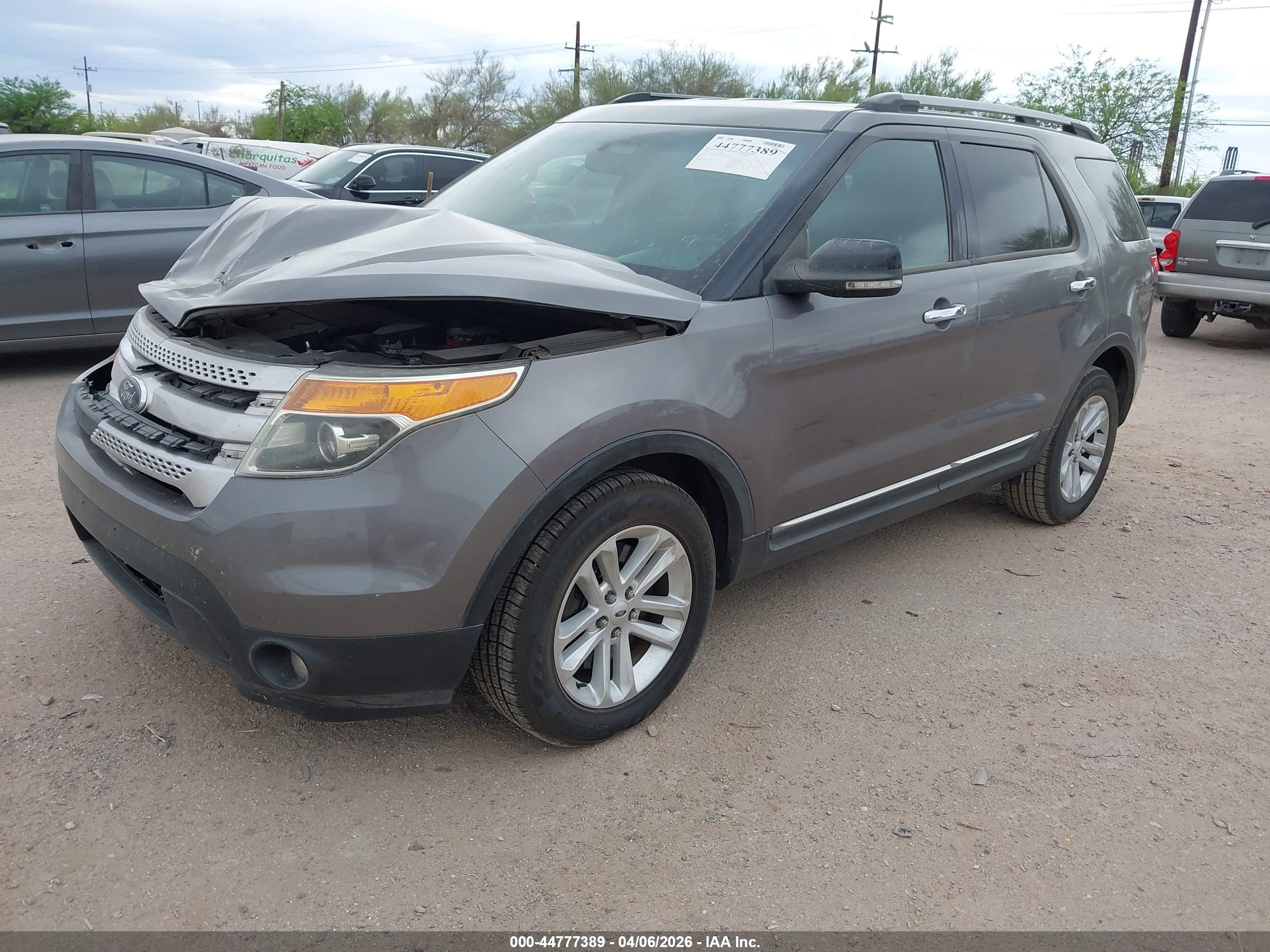 FORD EXPLORER image 2