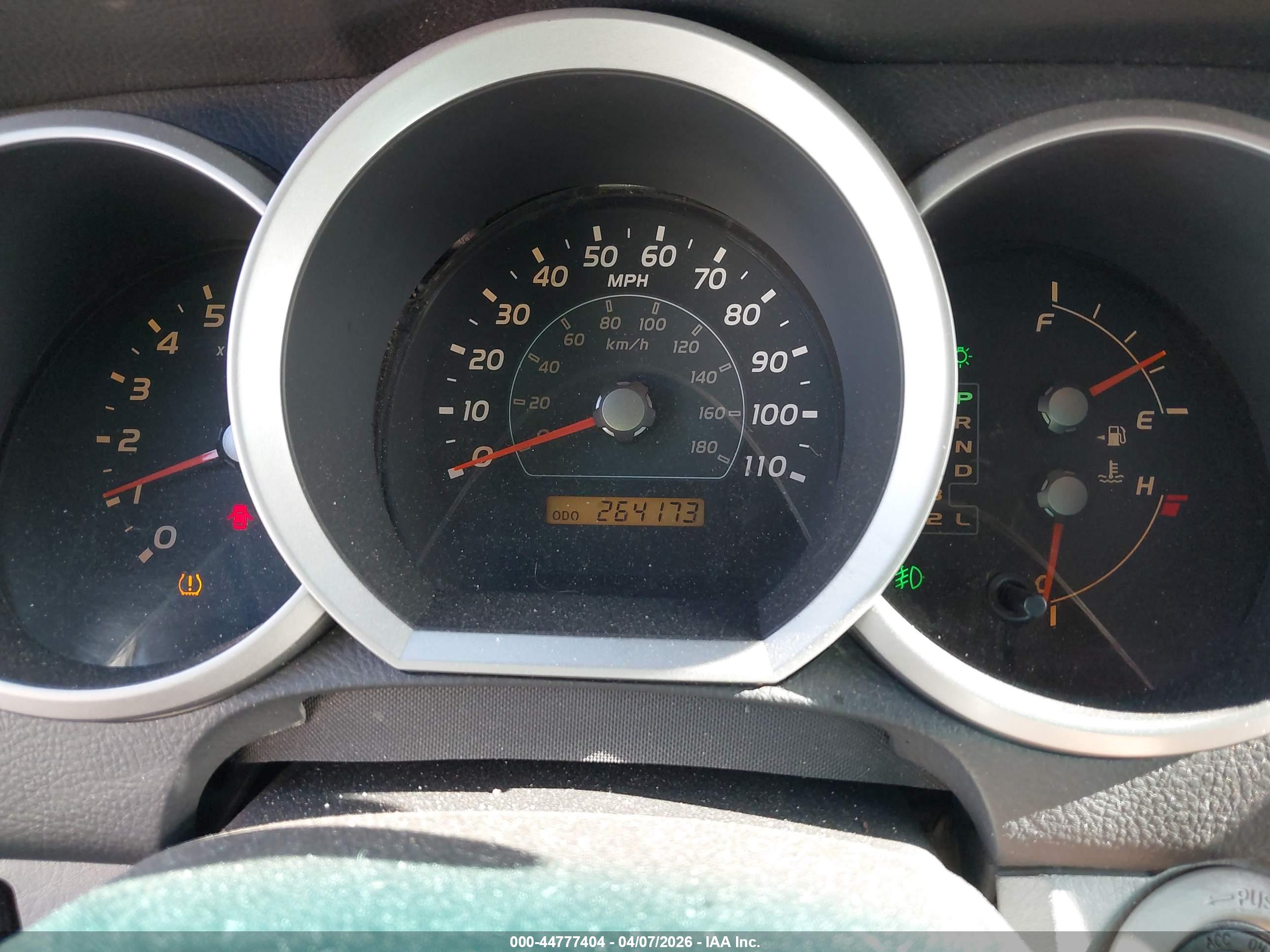 TOYOTA 4RUNNER image 7