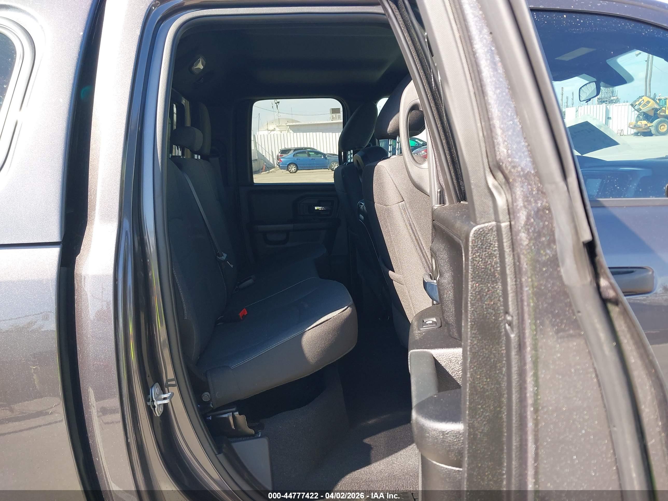 RAM 1500 image 8