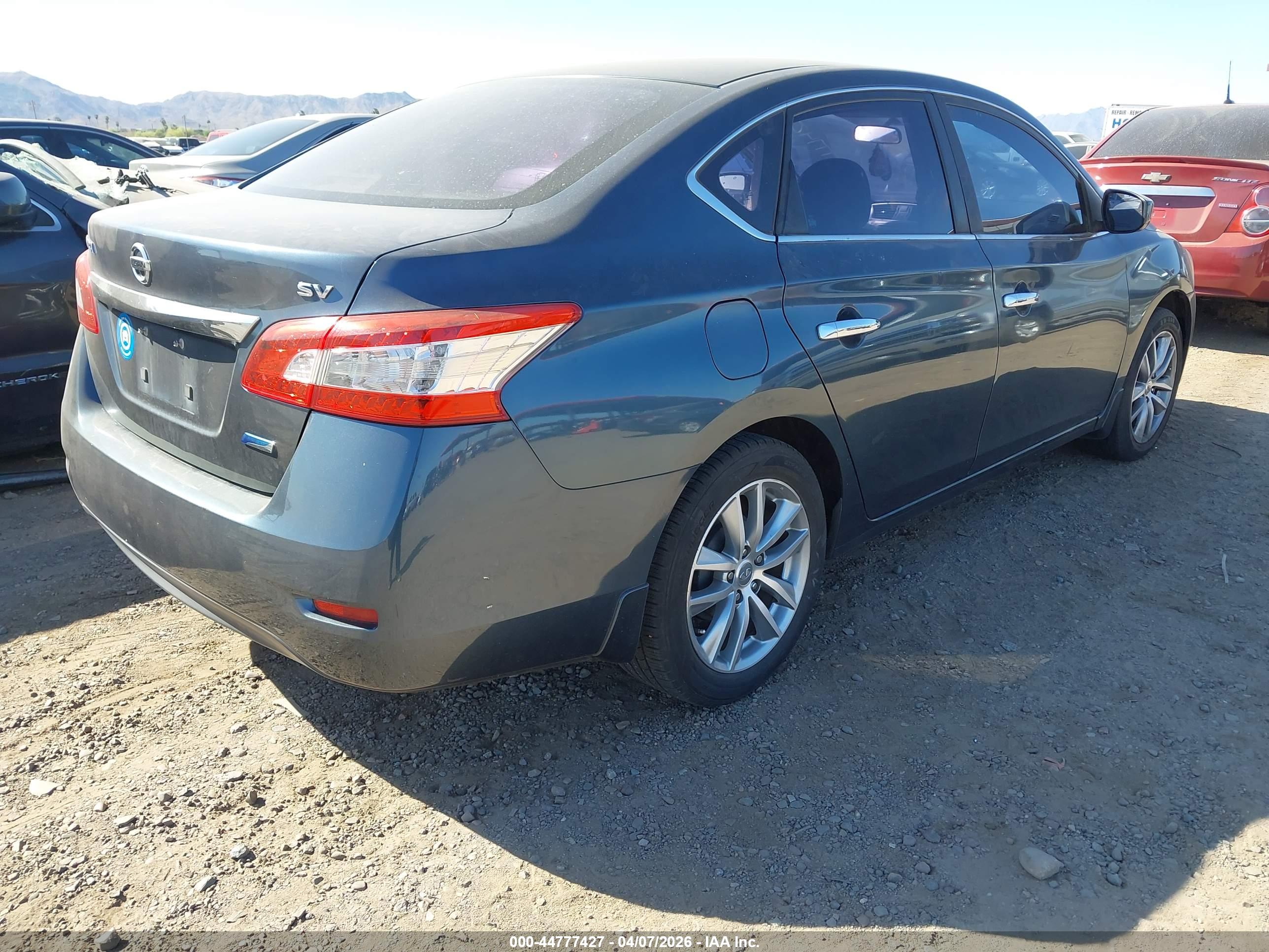 NISSAN SENTRA image 4