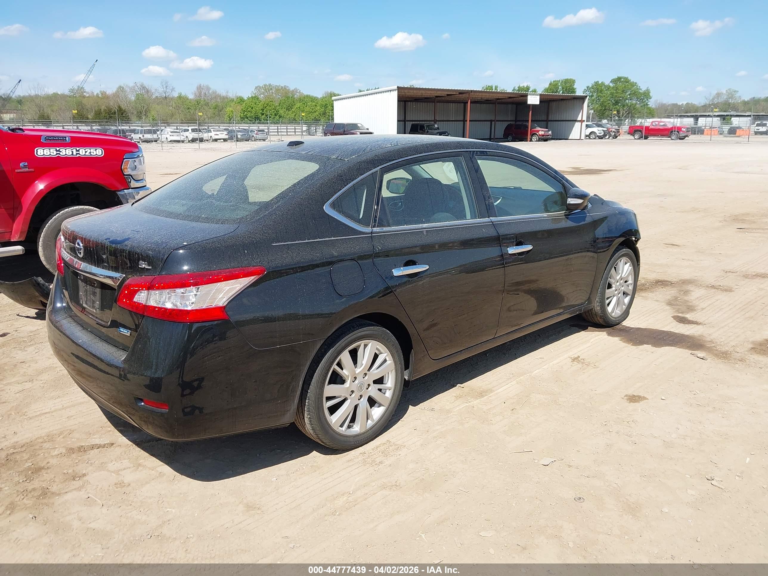 NISSAN SENTRA image 4