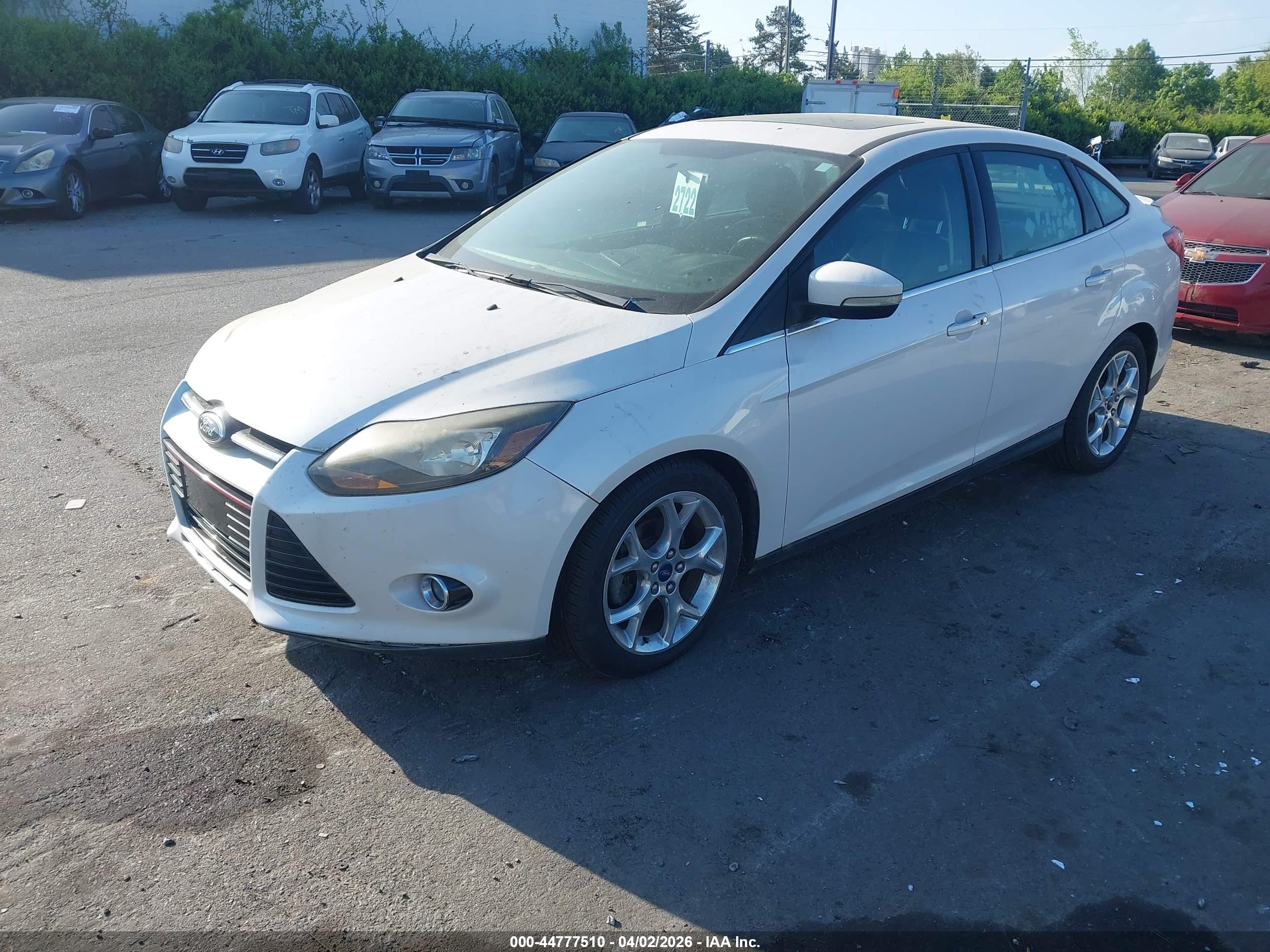 FORD FOCUS image 2