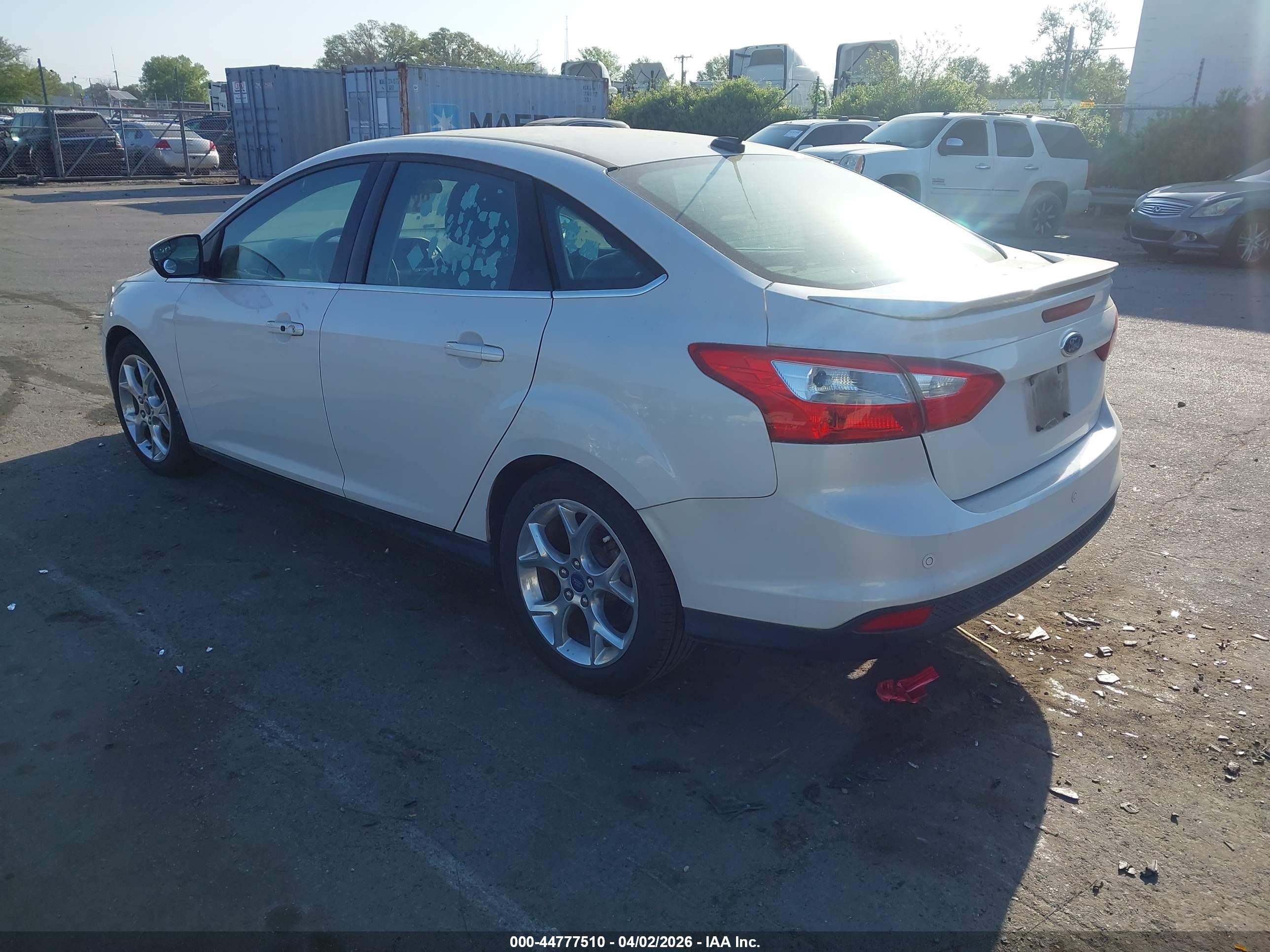 FORD FOCUS image 3