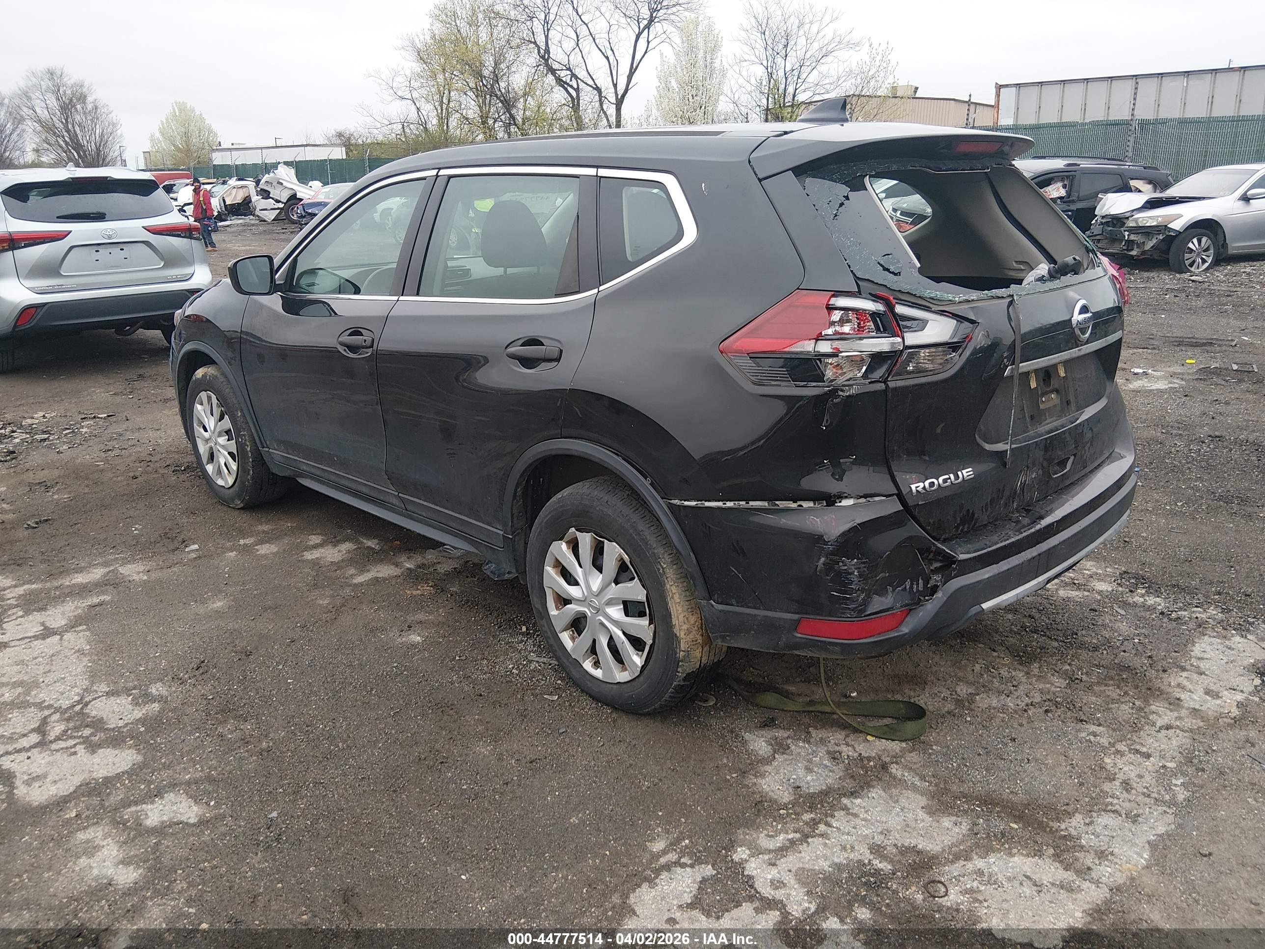 NISSAN ROGUE image 3
