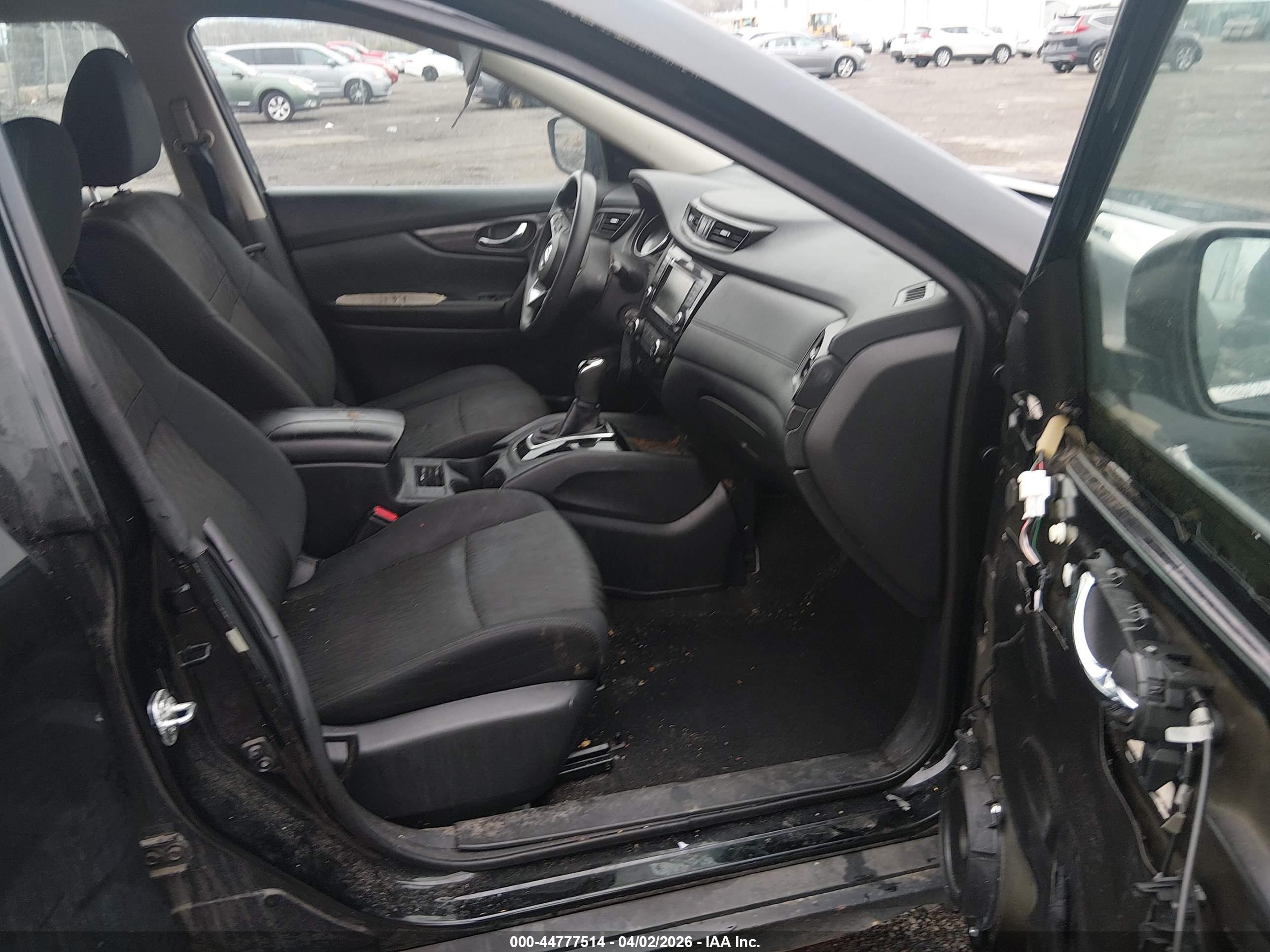 NISSAN ROGUE image 5
